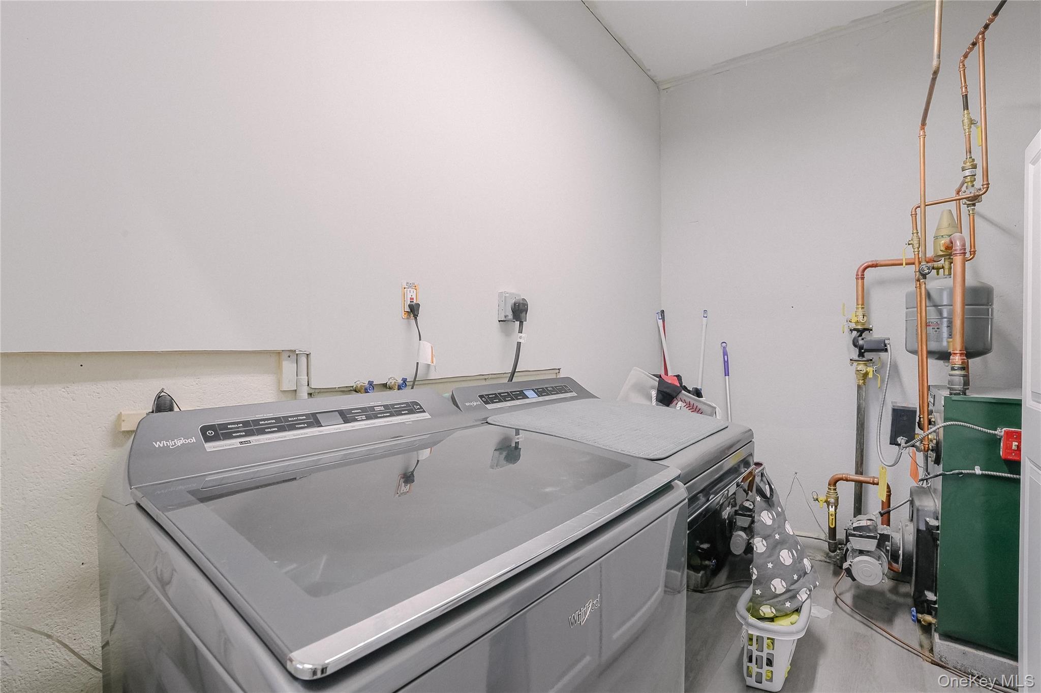 Single Family Mary Ulster County, NY 12449, MLS-978752-12