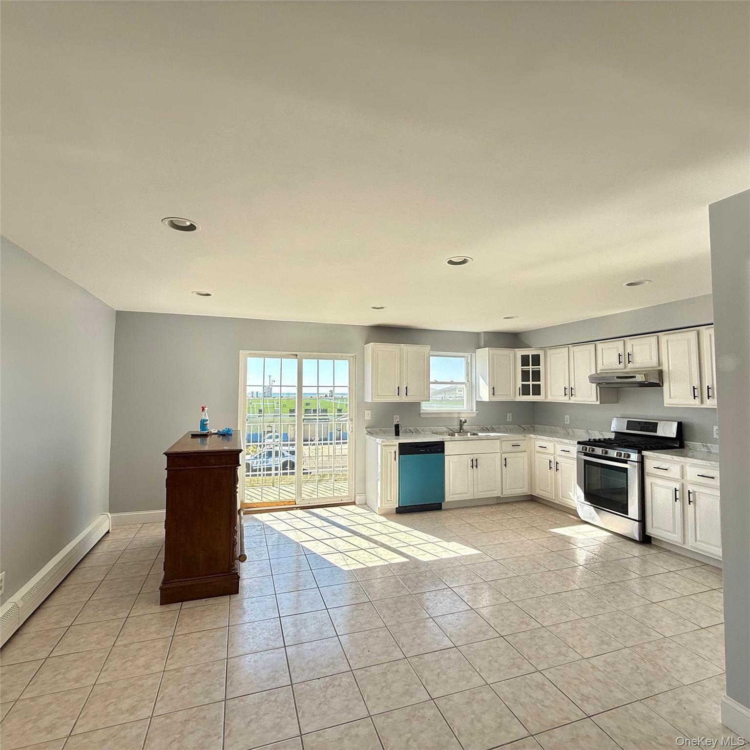 Single Family Shore Front Parkway Queens, NY 11693, MLS-978765-3