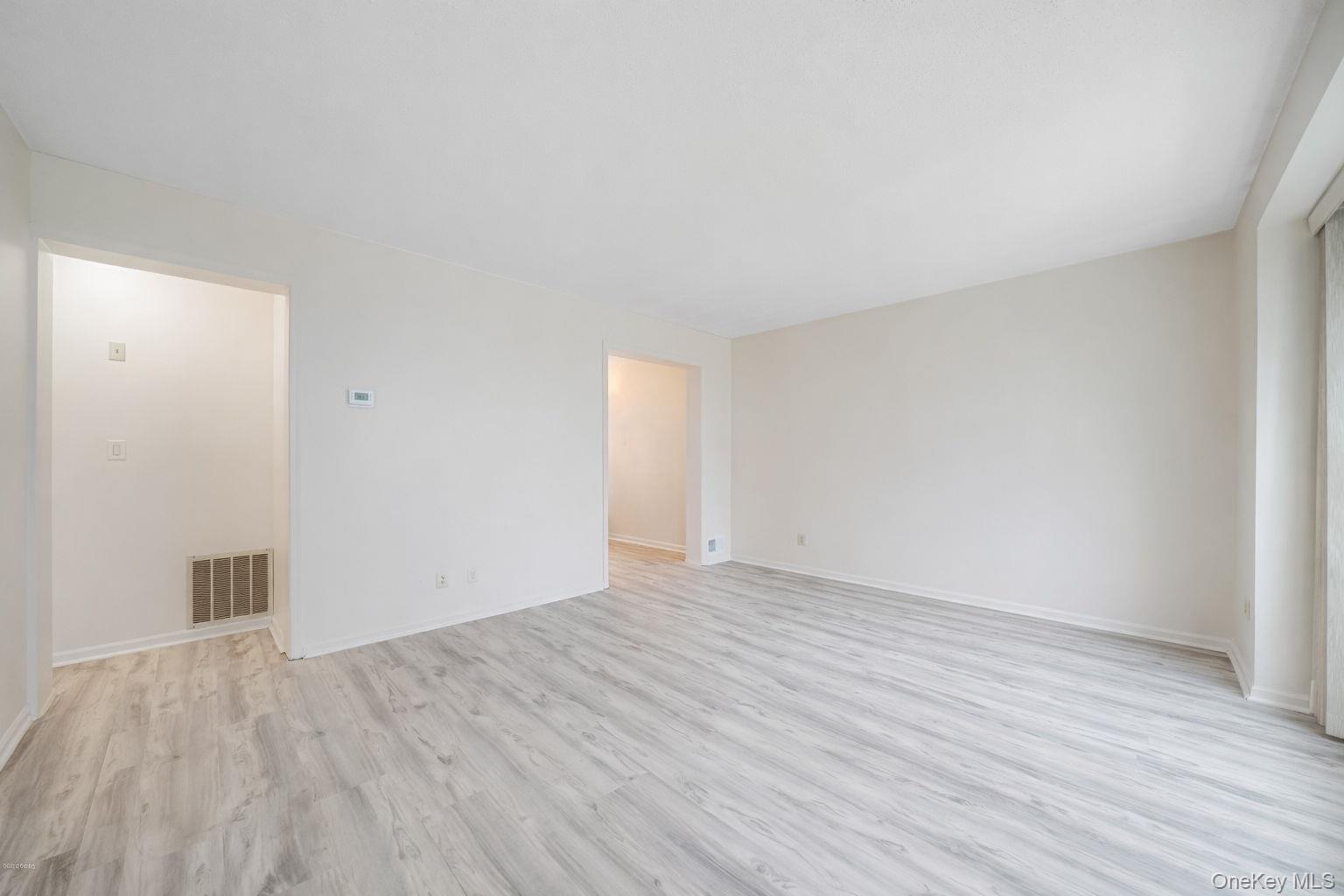 Coop Merrick Suffolk County, NY 11701, MLS-978766-4