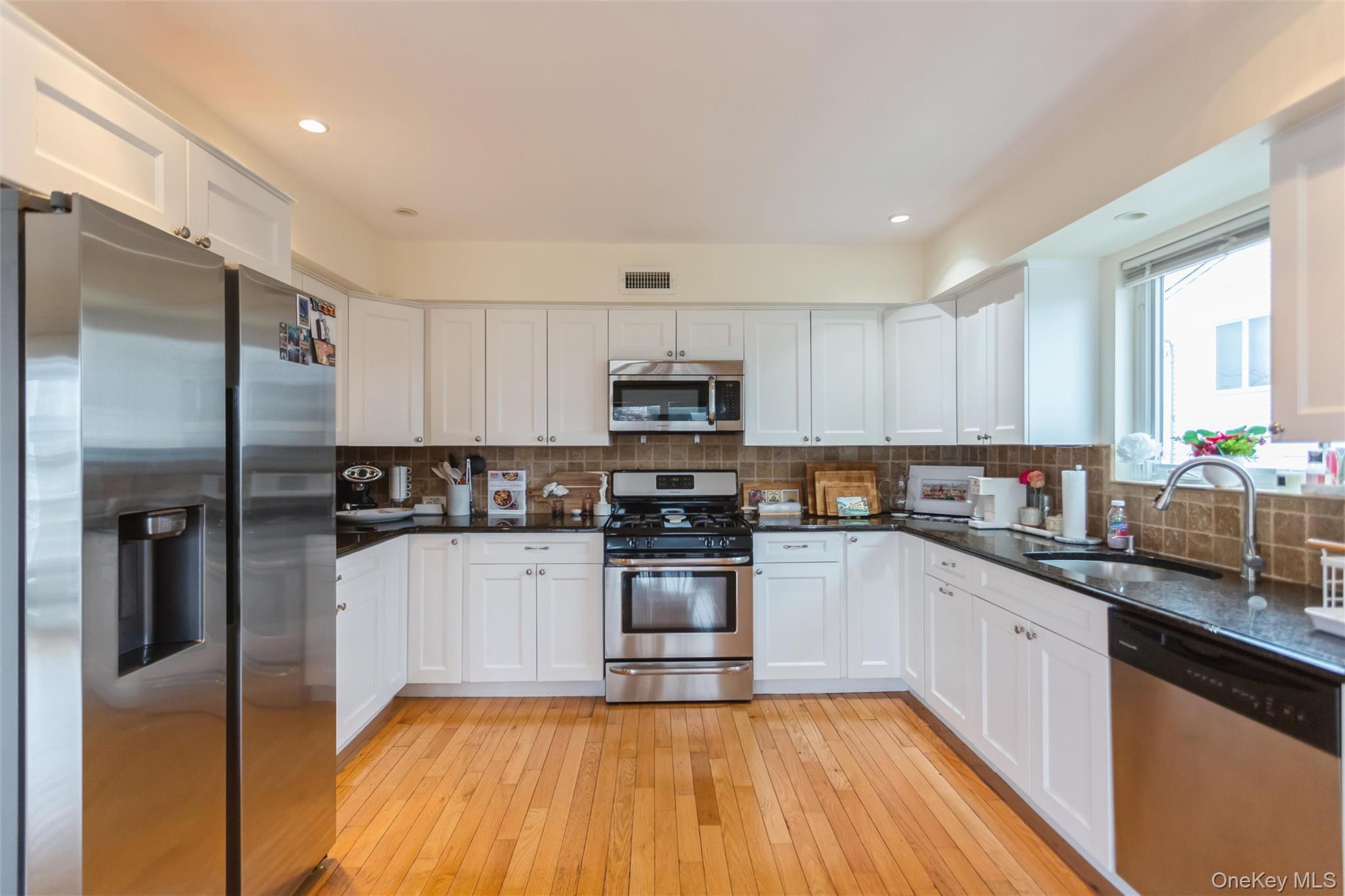 Single Family Arthur Street  Nassau County, NY 11520, MLS-978777-16