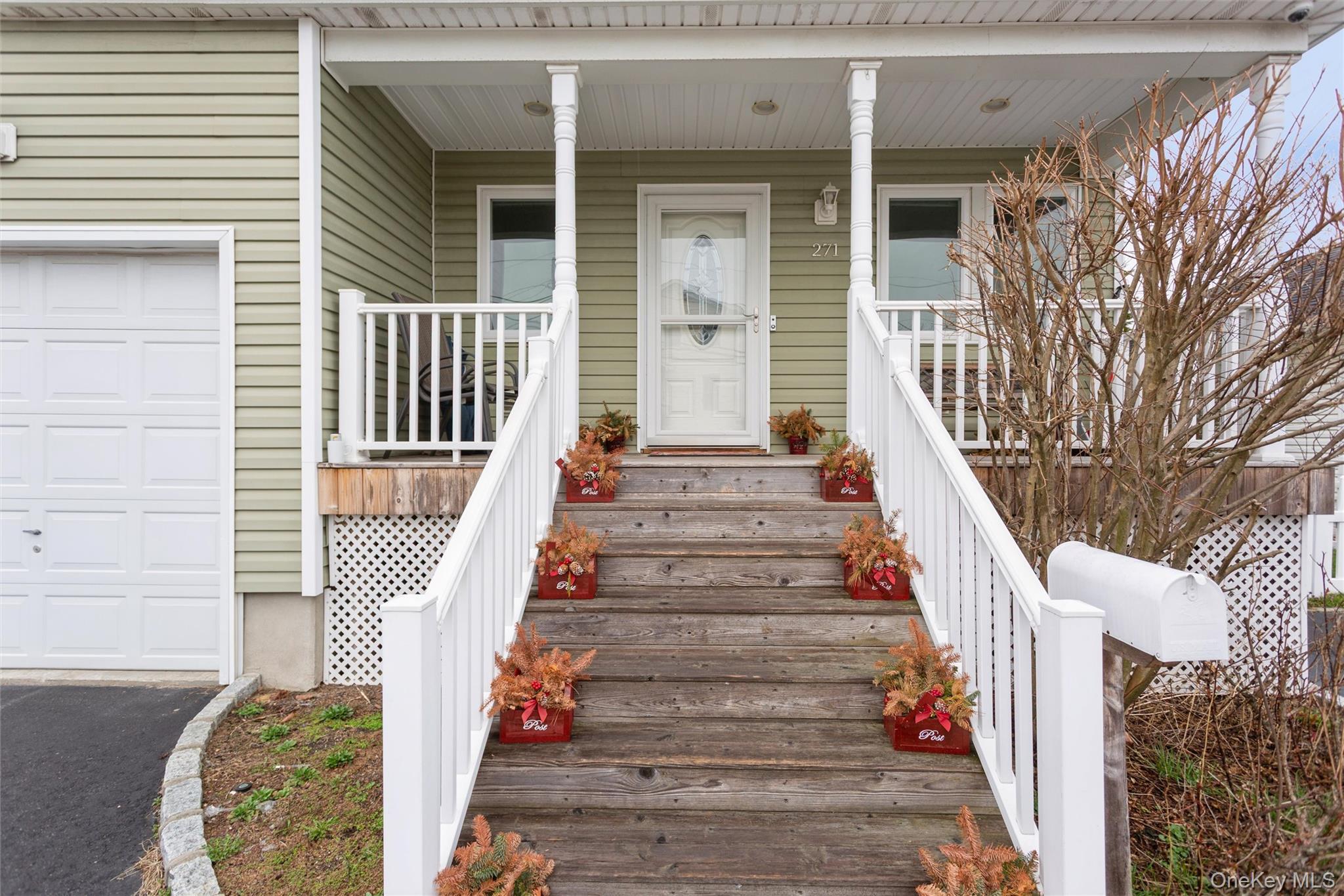 Single Family Arthur Street  Nassau County, NY 11520, MLS-978777-3