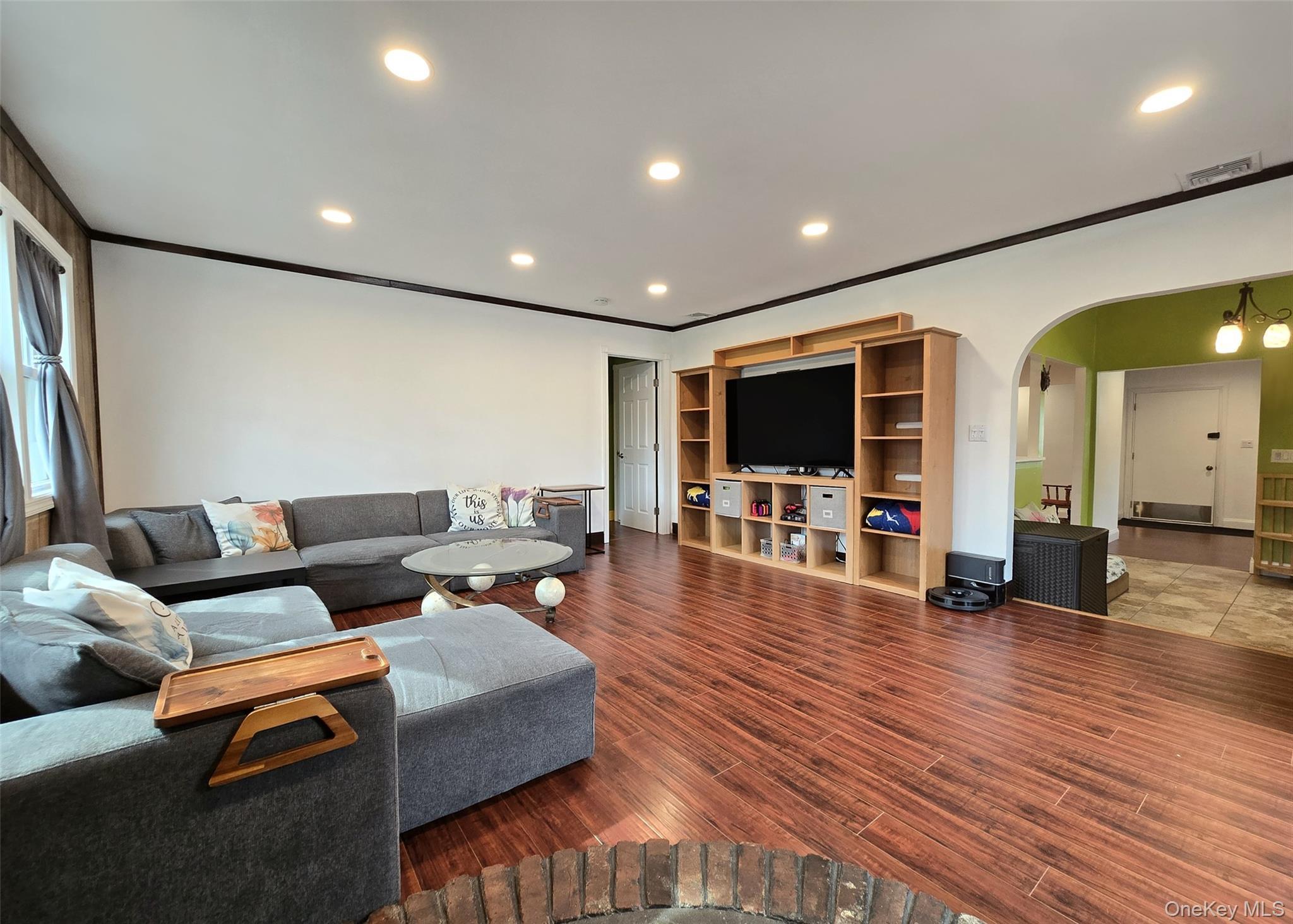 Single Family Shelley  Suffolk County, NY 11953, MLS-978791-11