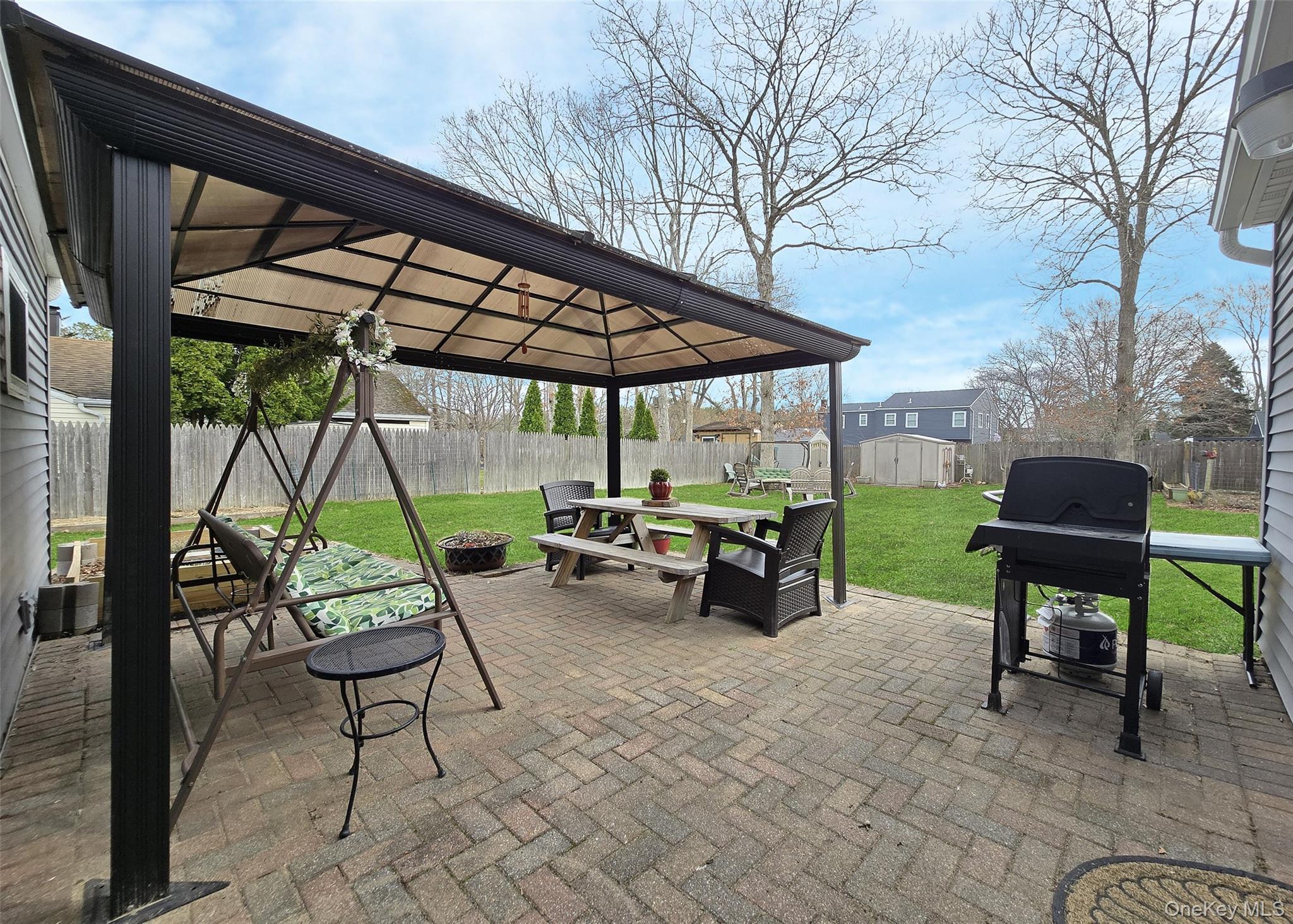 Single Family Shelley  Suffolk County, NY 11953, MLS-978791-23