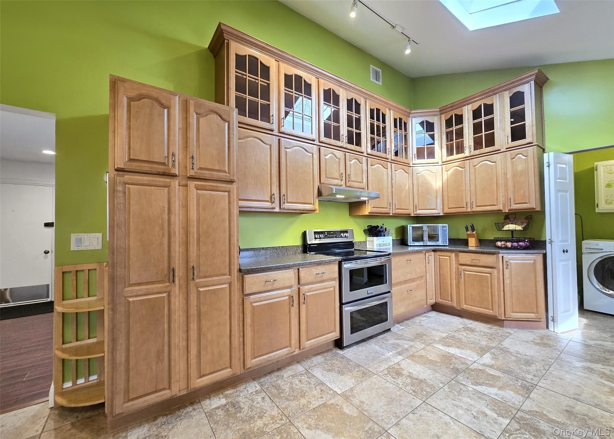 Single Family Shelley  Suffolk County, NY 11953, MLS-978791-5