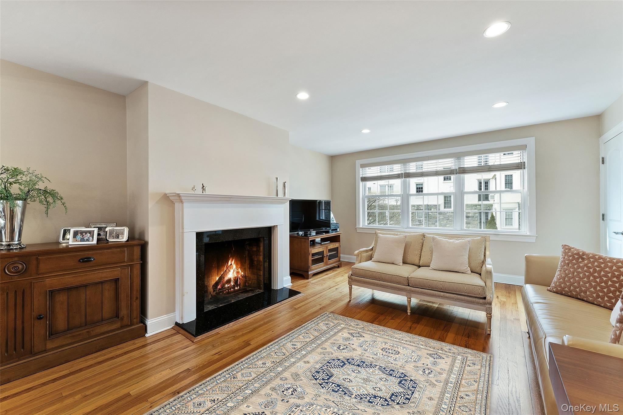 Coop Lake  Westchester County, NY 10708, MLS-978794-3