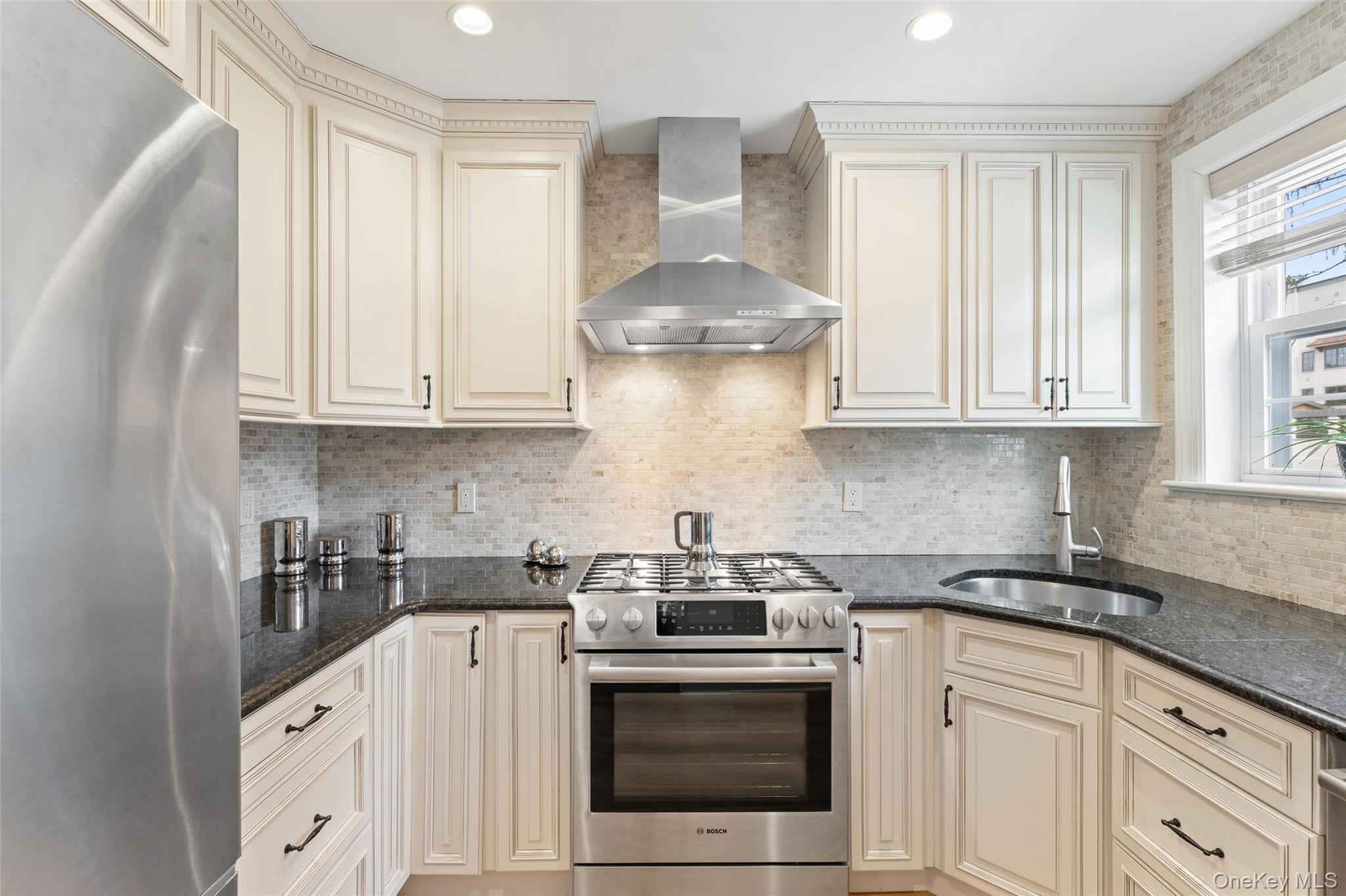 Coop Lake  Westchester County, NY 10708, MLS-978794-6