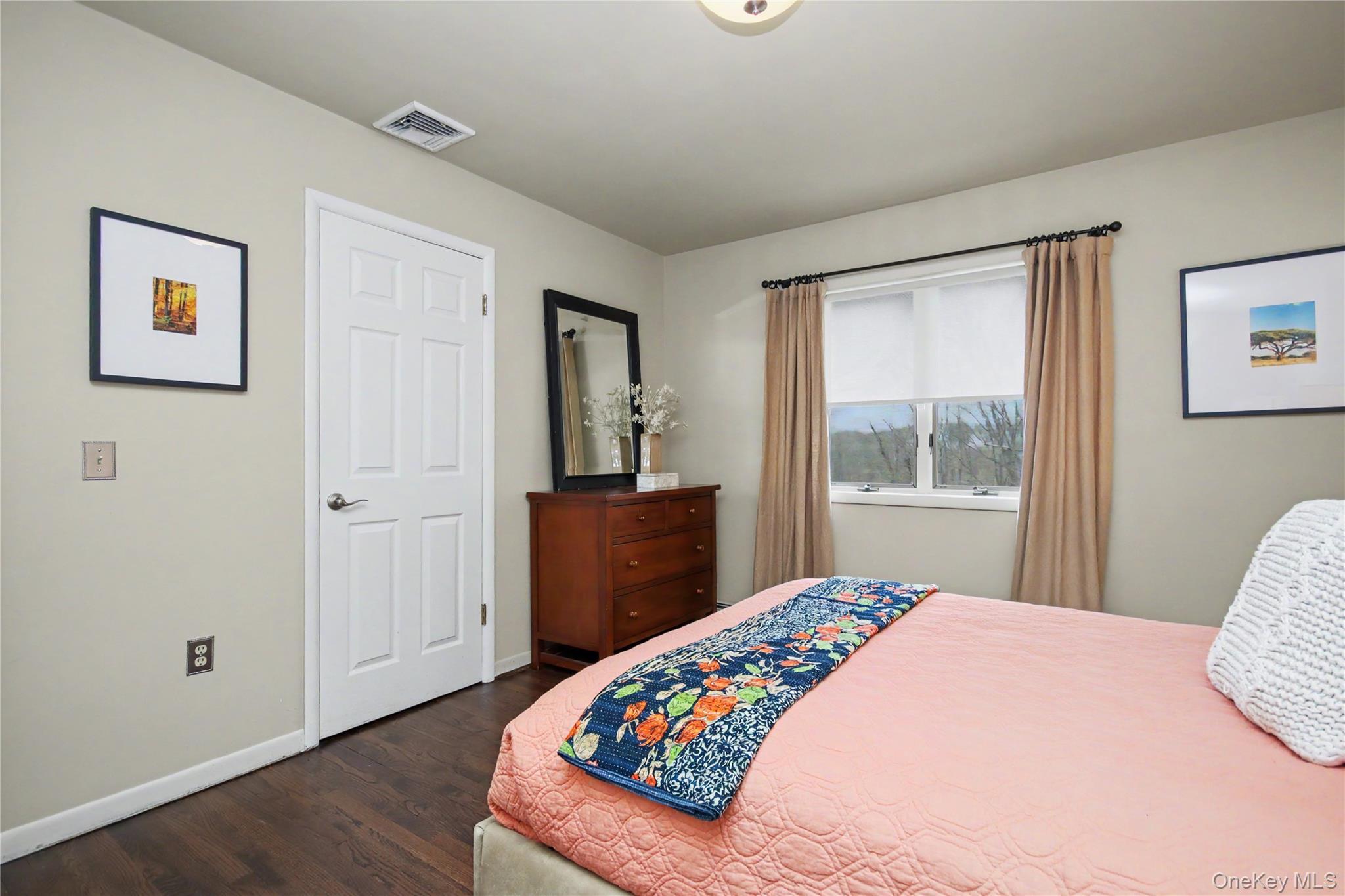 Single Family Nicholson  Dutchess County, NY 12531, MLS-978820-29