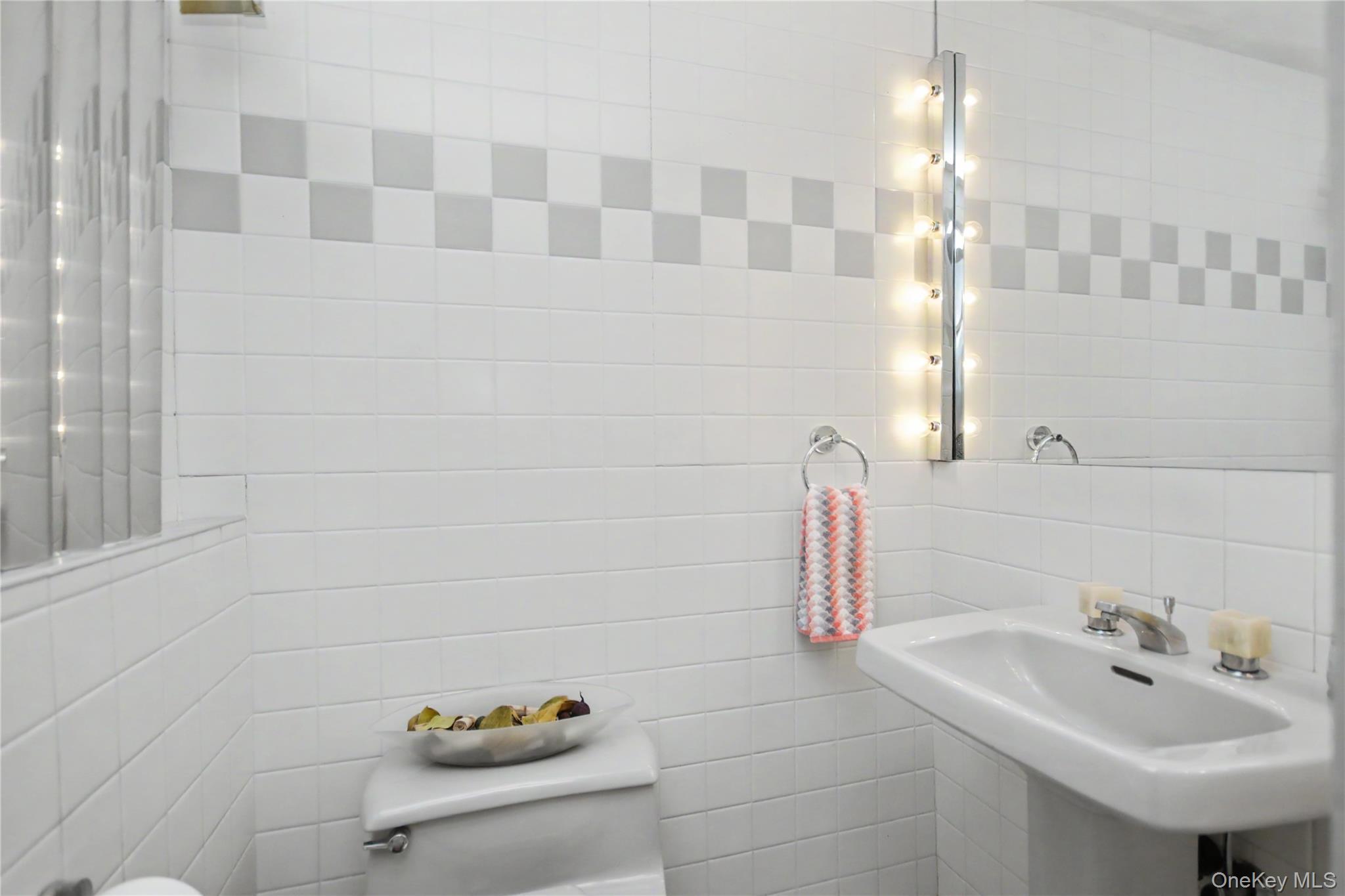 Single Family Nicholson  Dutchess County, NY 12531, MLS-978820-36