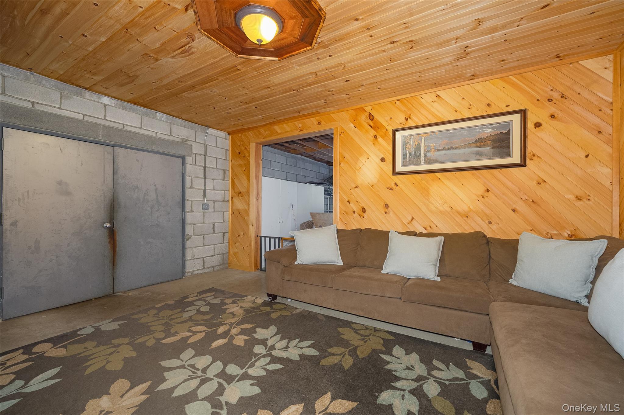 Single Family Milewood  Dutchess County, NY 12545, MLS-978839-21