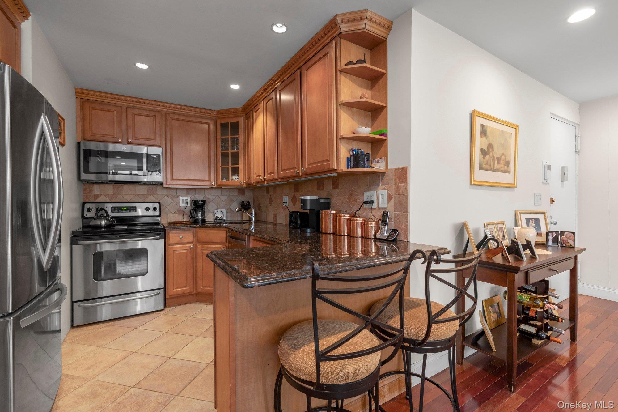 Coop 9th  Queens, NY 11357, MLS-978847-2