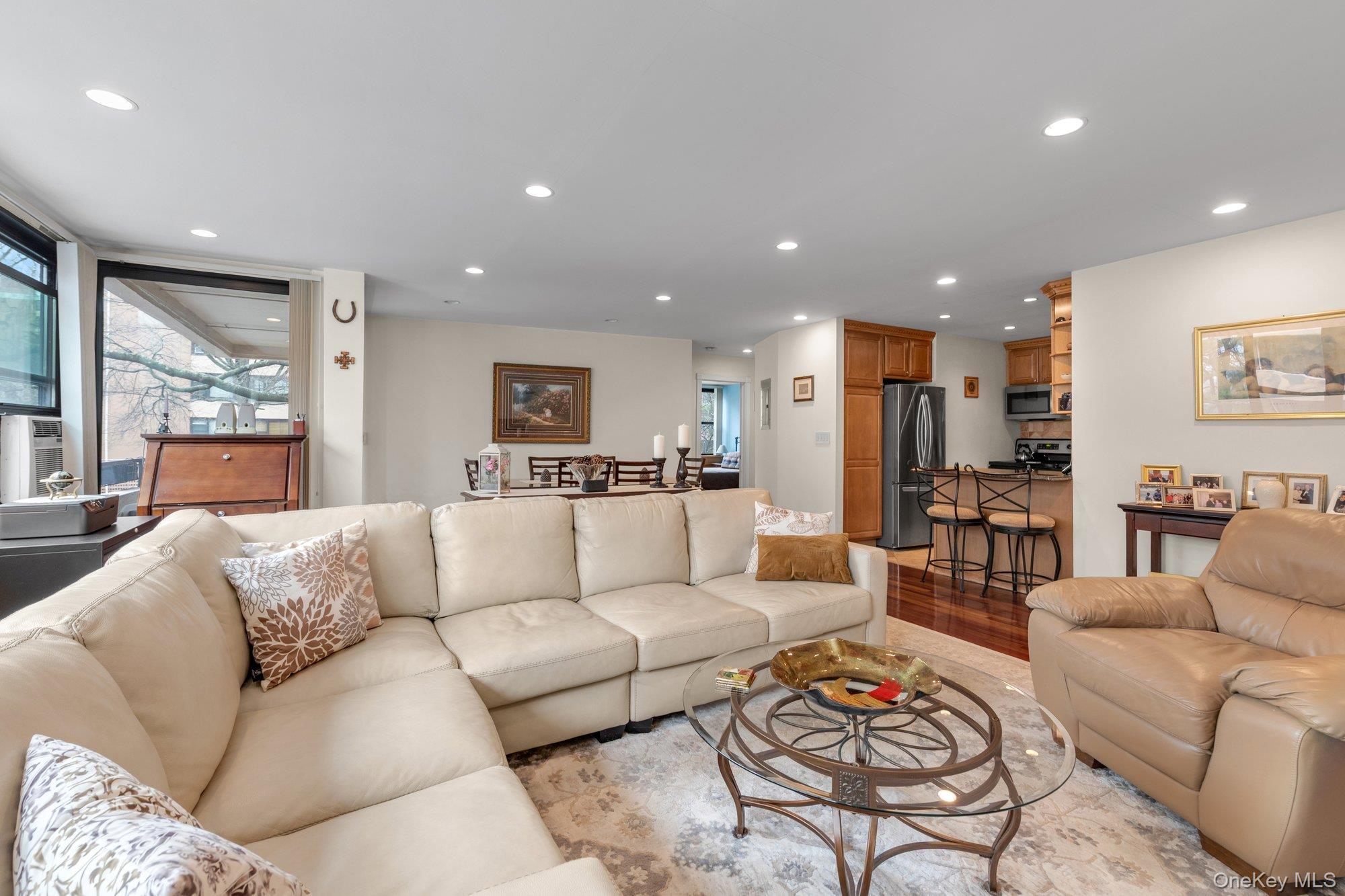 Coop 9th  Queens, NY 11357, MLS-978847-3