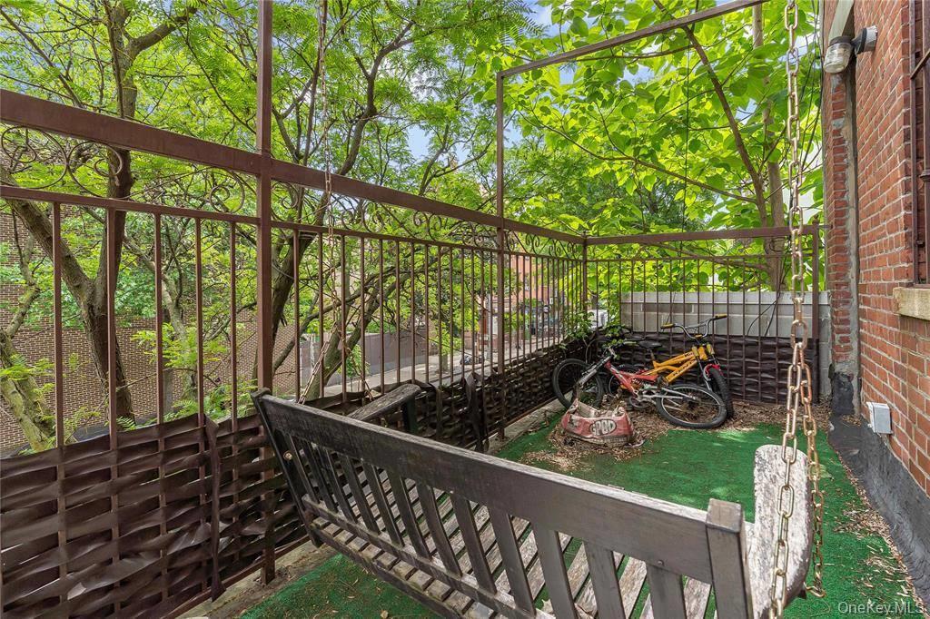 Single Family Bedford Brooklyn, NY 11249, MLS-978864-14