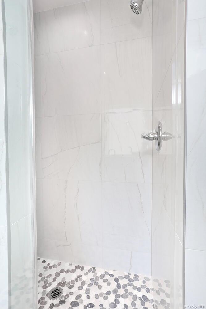 Condo Ewing  Rockland County, NY 10977, MLS-978870-24