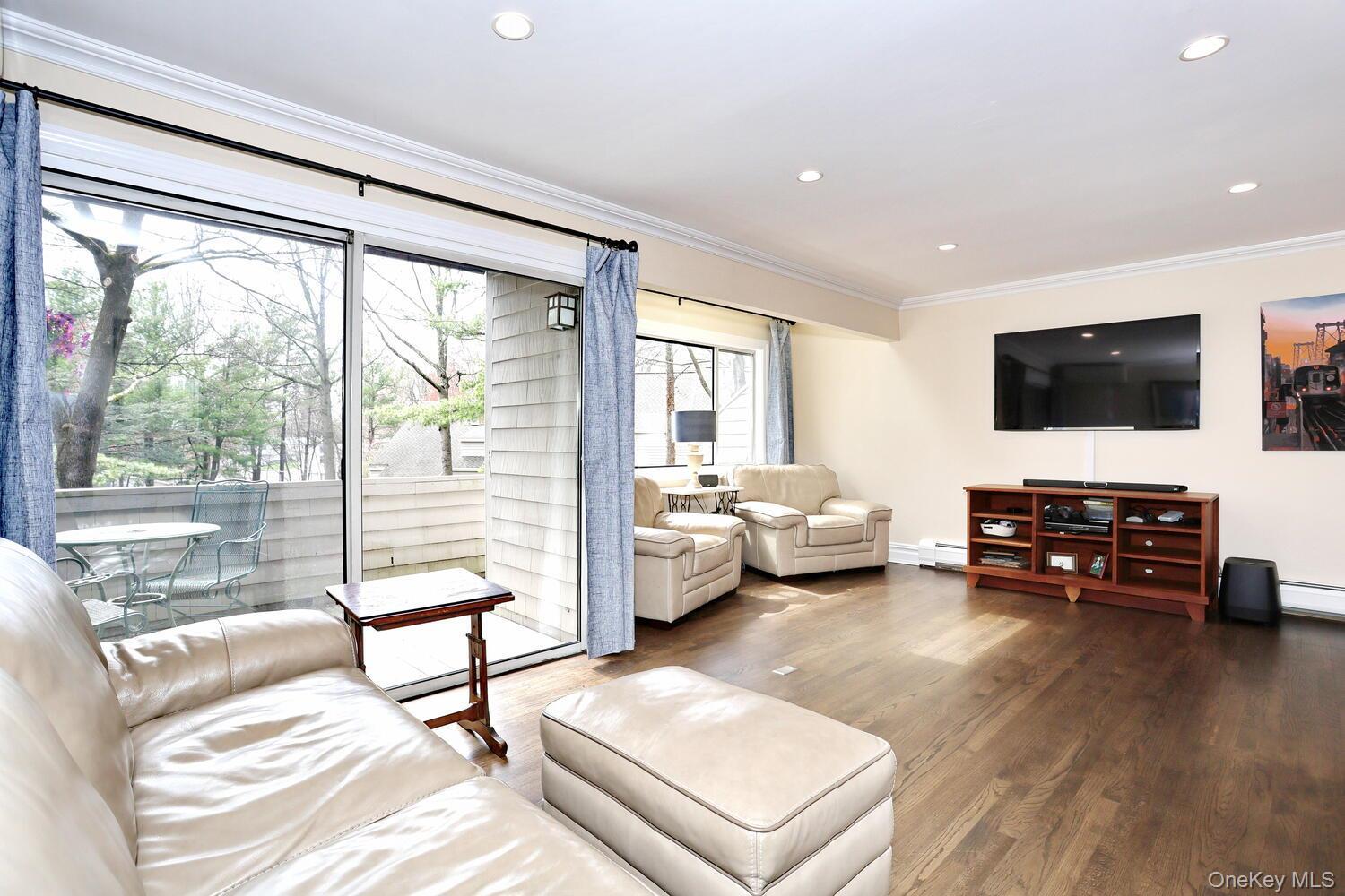 Condo Hickory Hill  Rockland County, NY 10983, MLS-978907-16