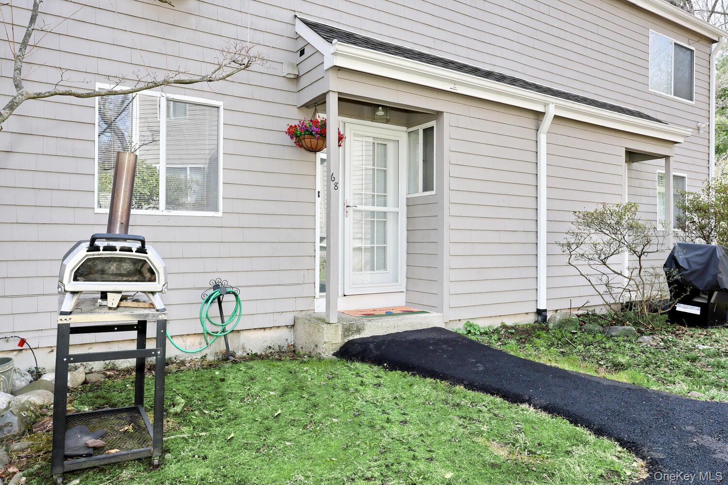 Condo Hickory Hill  Rockland County, NY 10983, MLS-978907-2