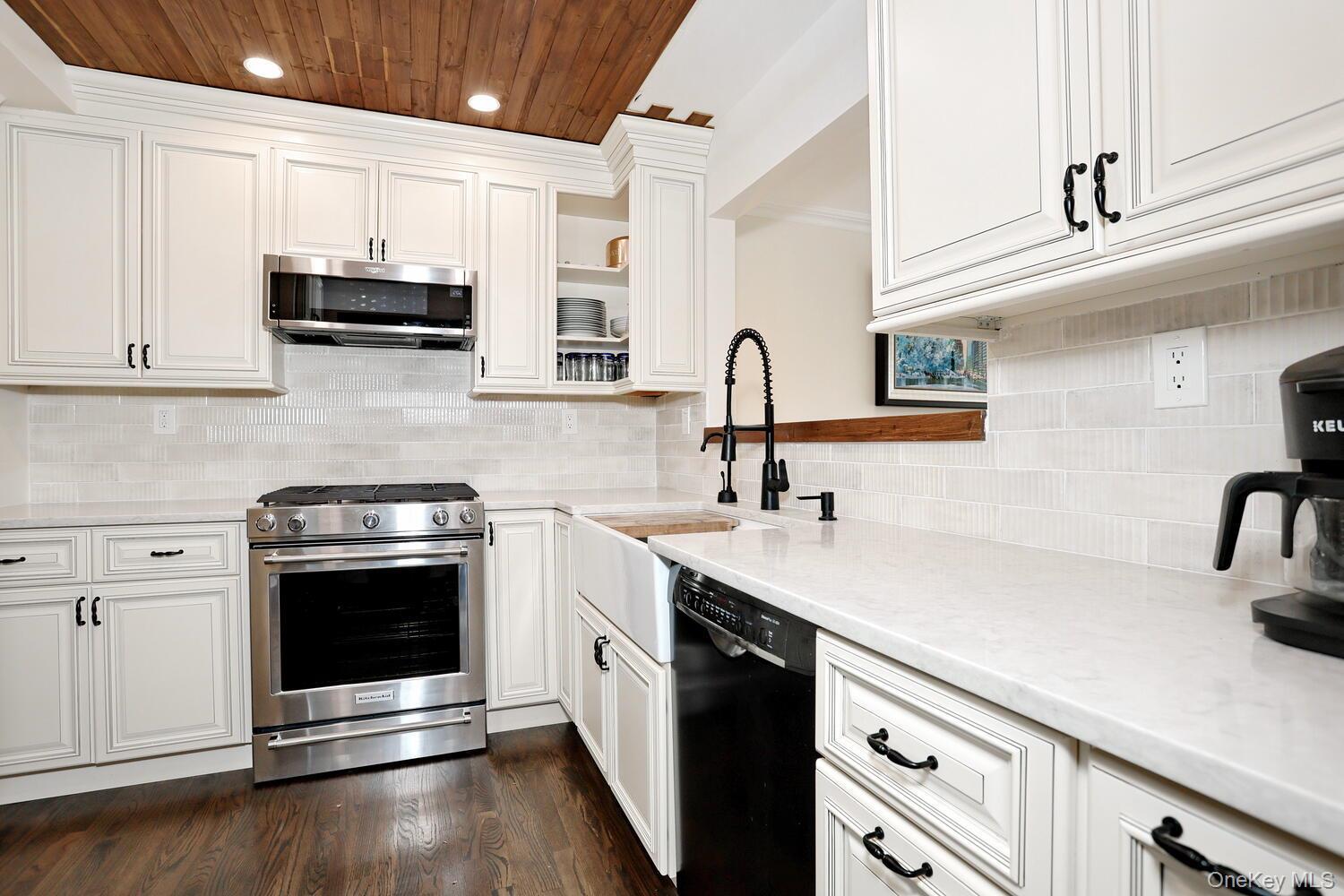 Condo Hickory Hill  Rockland County, NY 10983, MLS-978907-7