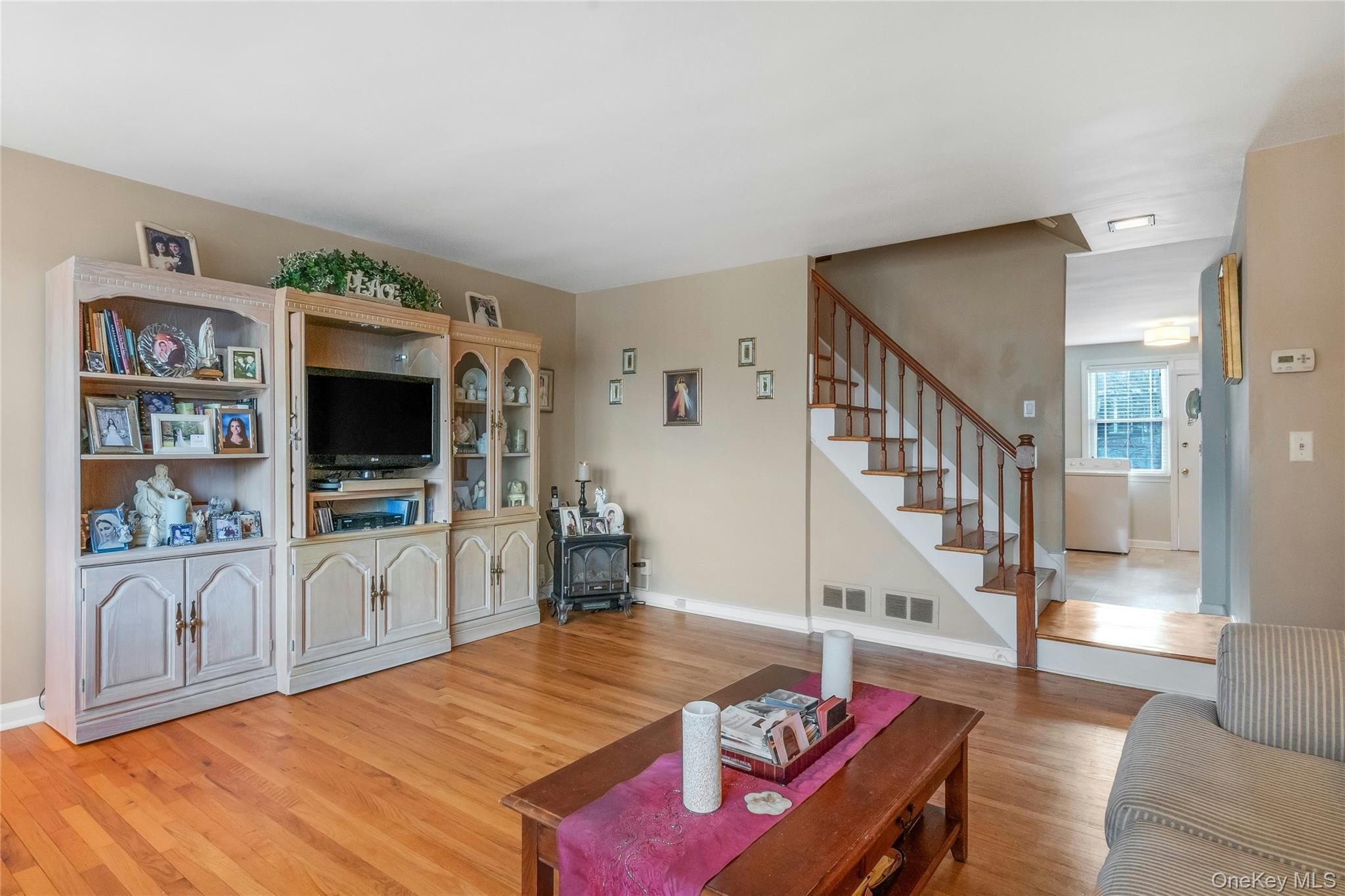 Single Family Logan  Bronx, NY 10465, MLS-978912-16