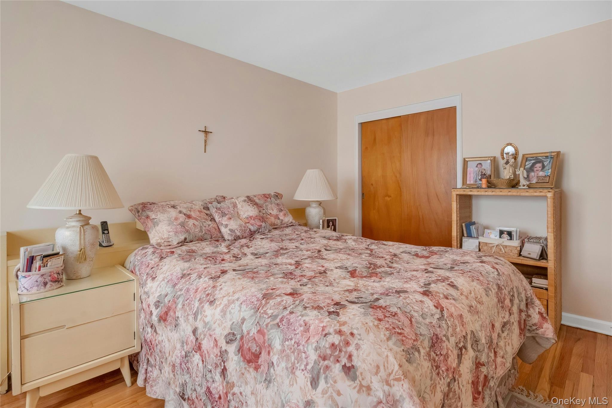 Single Family Logan  Bronx, NY 10465, MLS-978912-22