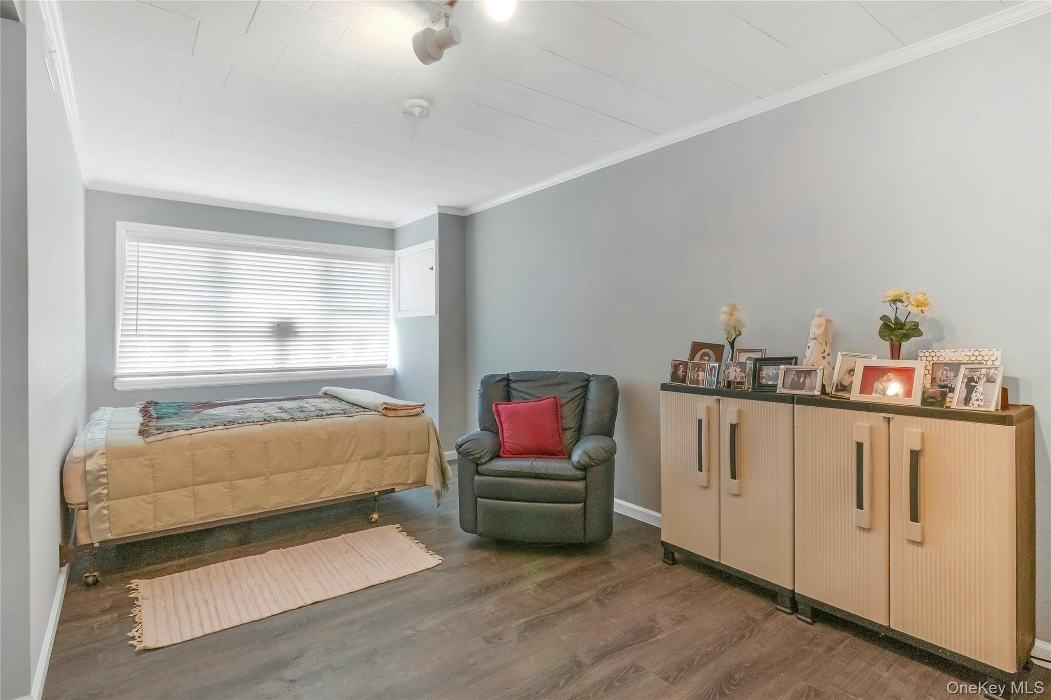 Single Family Logan  Bronx, NY 10465, MLS-978912-6