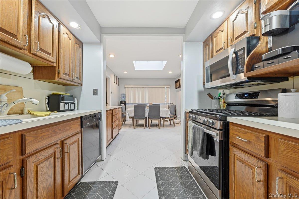 Single Family Bruce Terrace Nassau County, NY 11501, MLS-978914-9