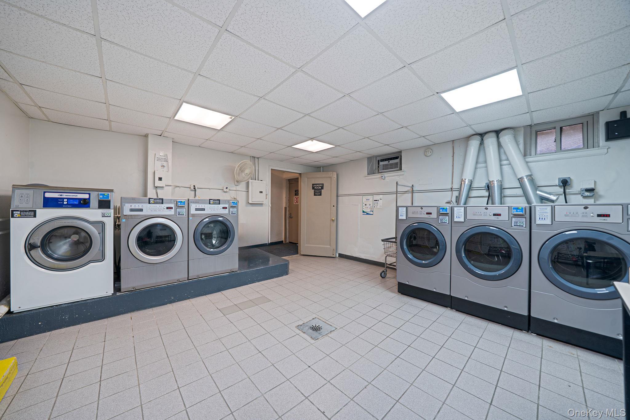 Coop Powells Cove  Queens, NY 11357, MLS-978917-21