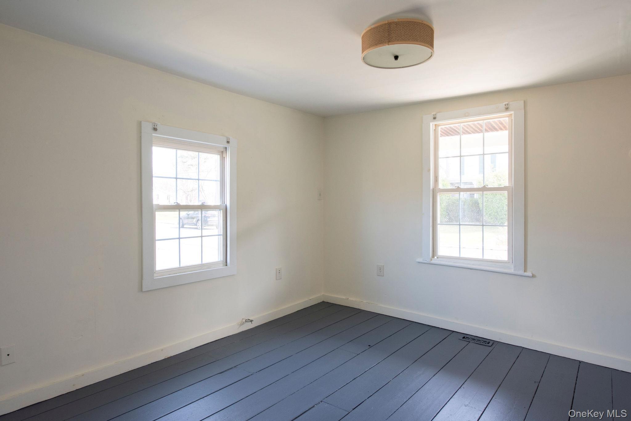 Single Family Montgomery Street Dutchess County, NY 12583, MLS-978946-17