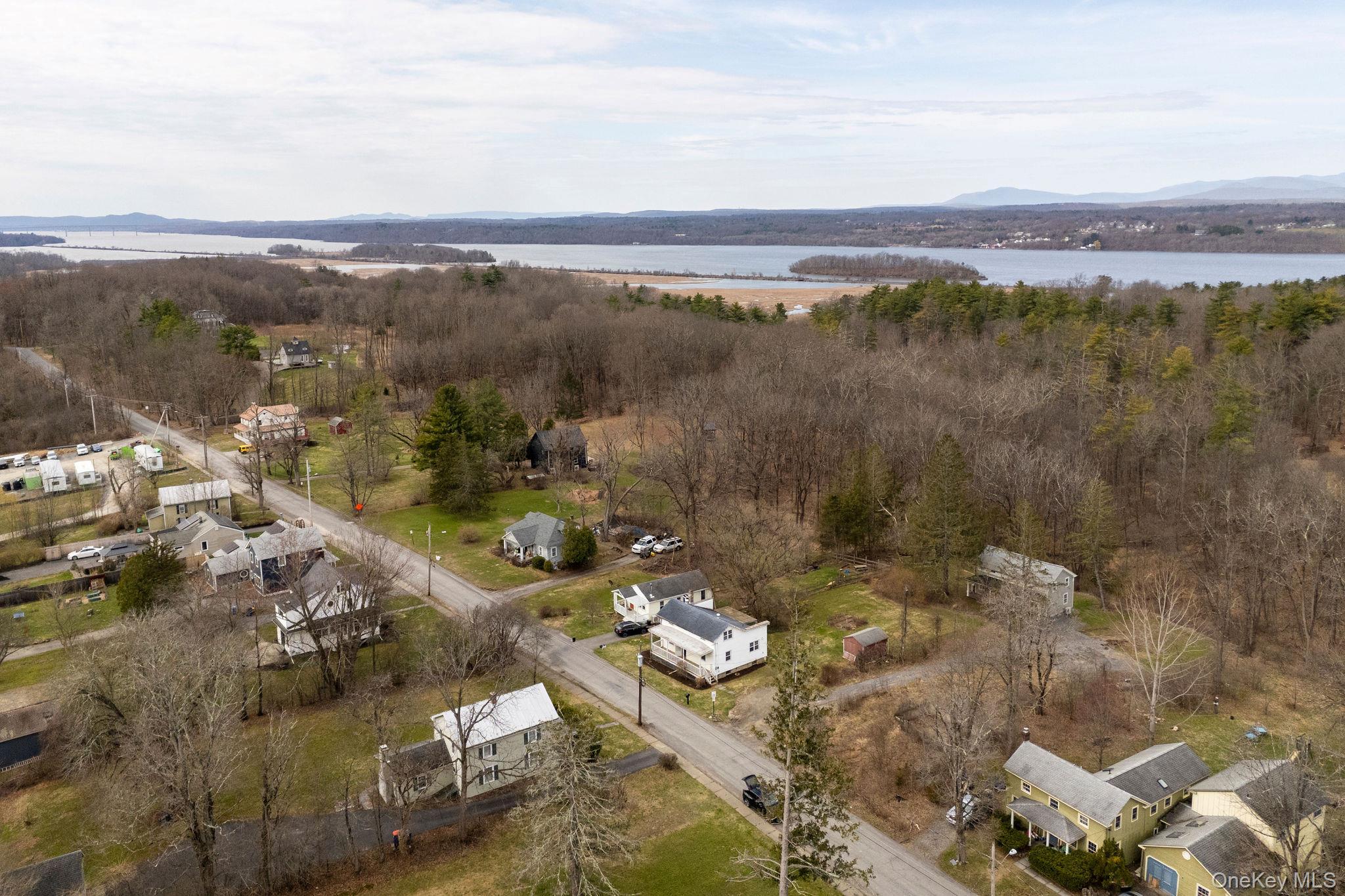 Single Family Montgomery Street Dutchess County, NY 12583, MLS-978946-2