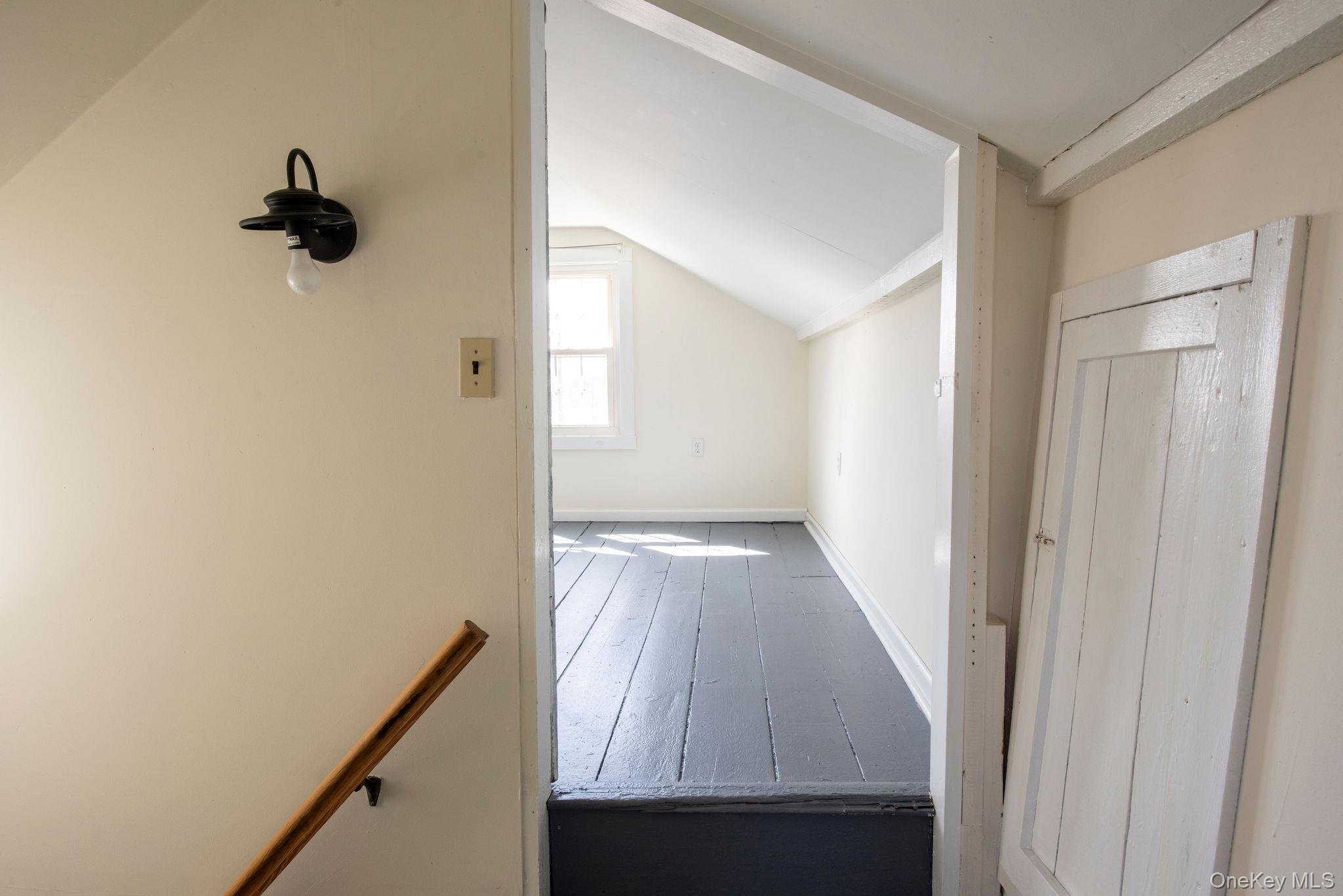 Single Family Montgomery Street Dutchess County, NY 12583, MLS-978946-21