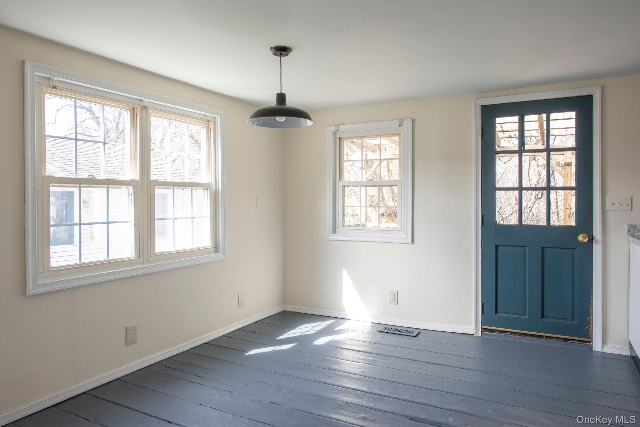 Single Family Montgomery Street Dutchess County, NY 12583, MLS-978946-8