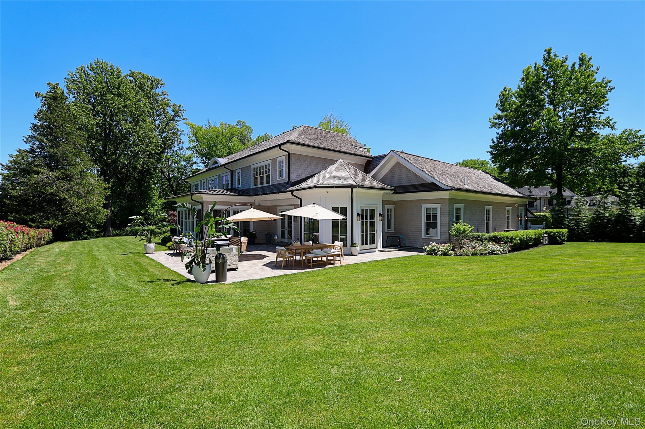 Single Family Pheasant Run  Nassau County, NY 11024, MLS-978976-2