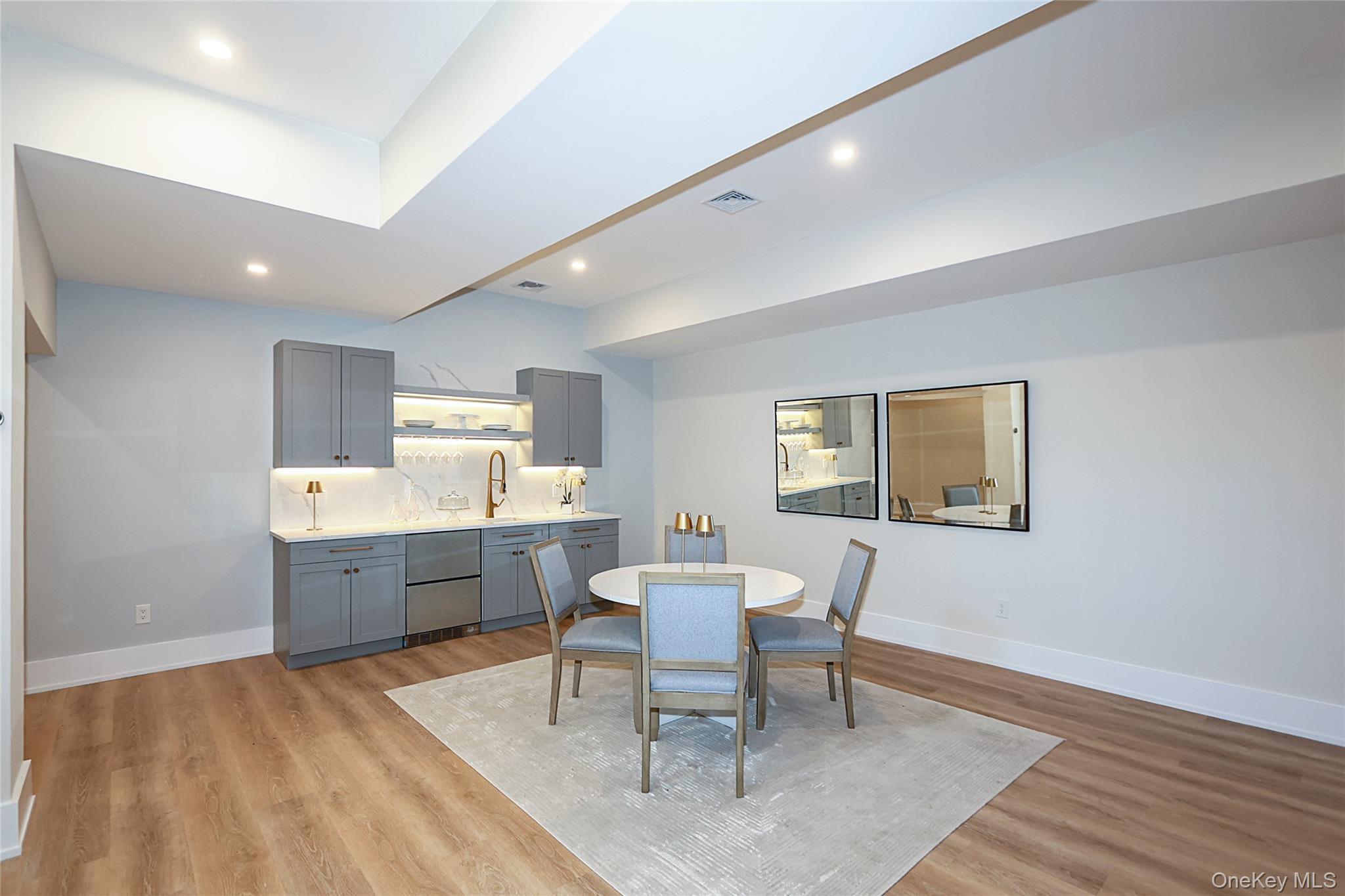 Single Family Pheasant Run  Nassau County, NY 11024, MLS-978976-39