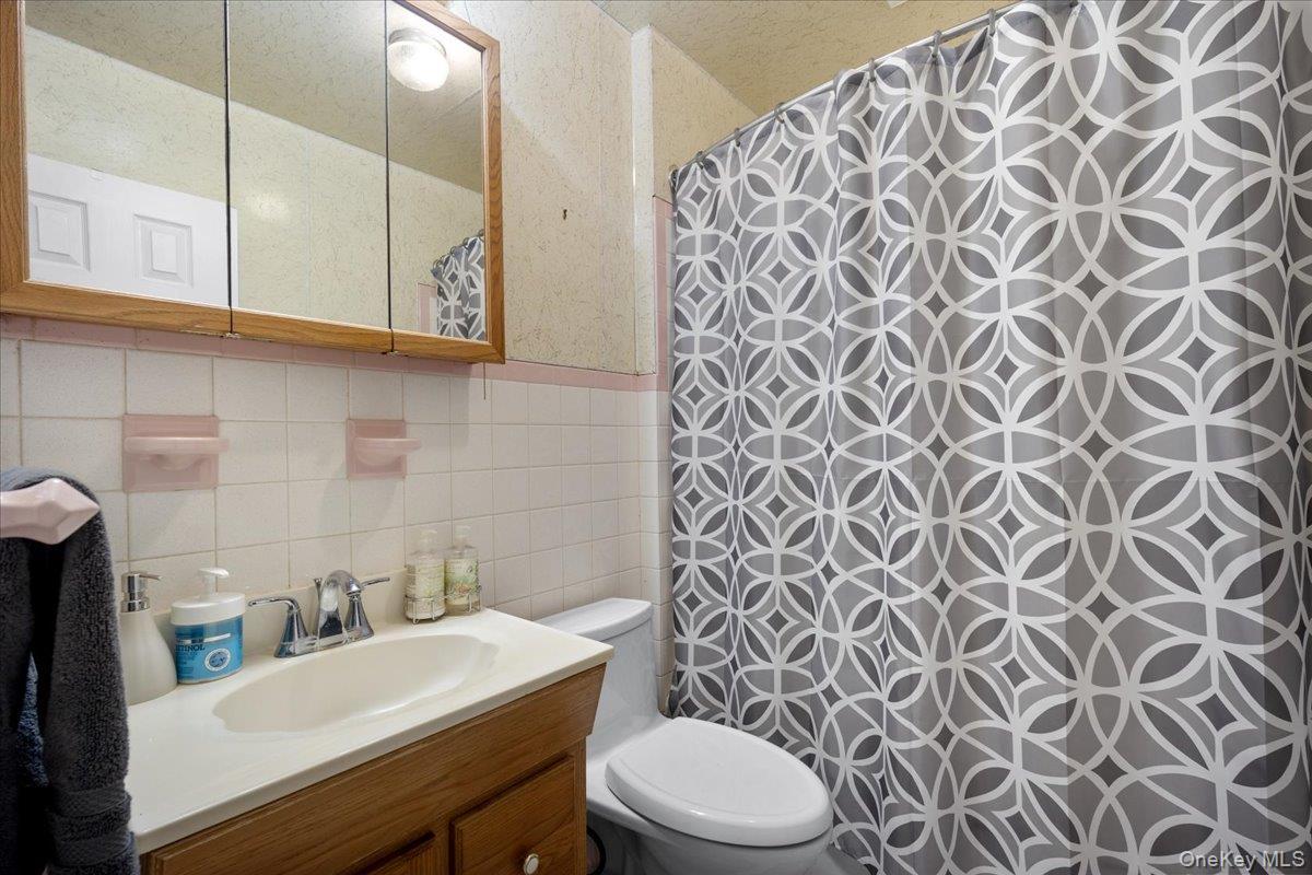 Single Family Hujay  Dutchess County, NY 12590, MLS-978978-15