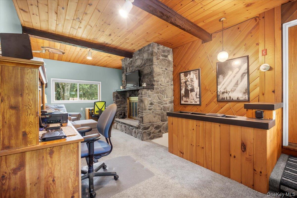 Single Family Hujay  Dutchess County, NY 12590, MLS-978978-17