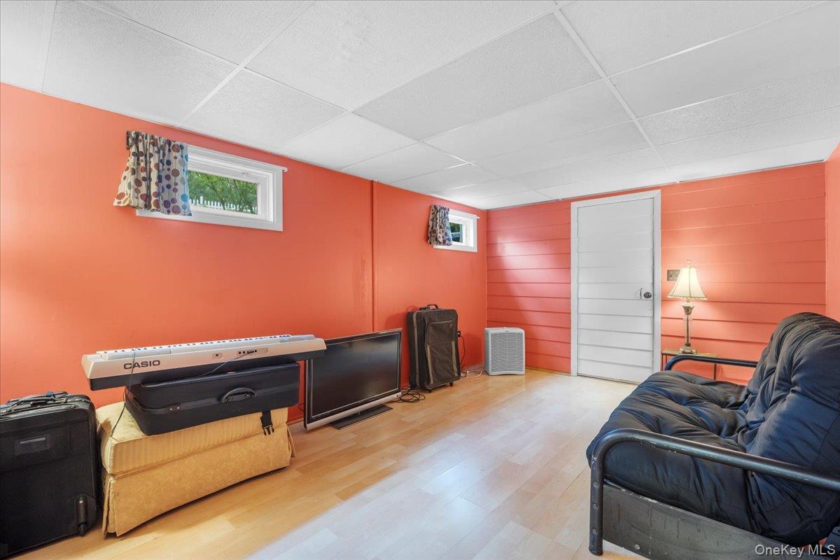 Single Family Hujay  Dutchess County, NY 12590, MLS-978978-21