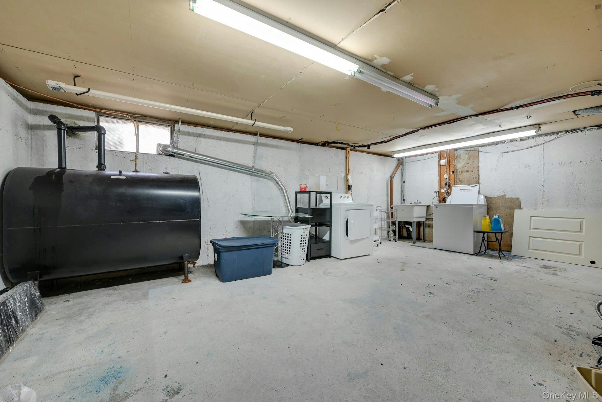 Condo Somerset  Rockland County, NY 10901, MLS-978992-28