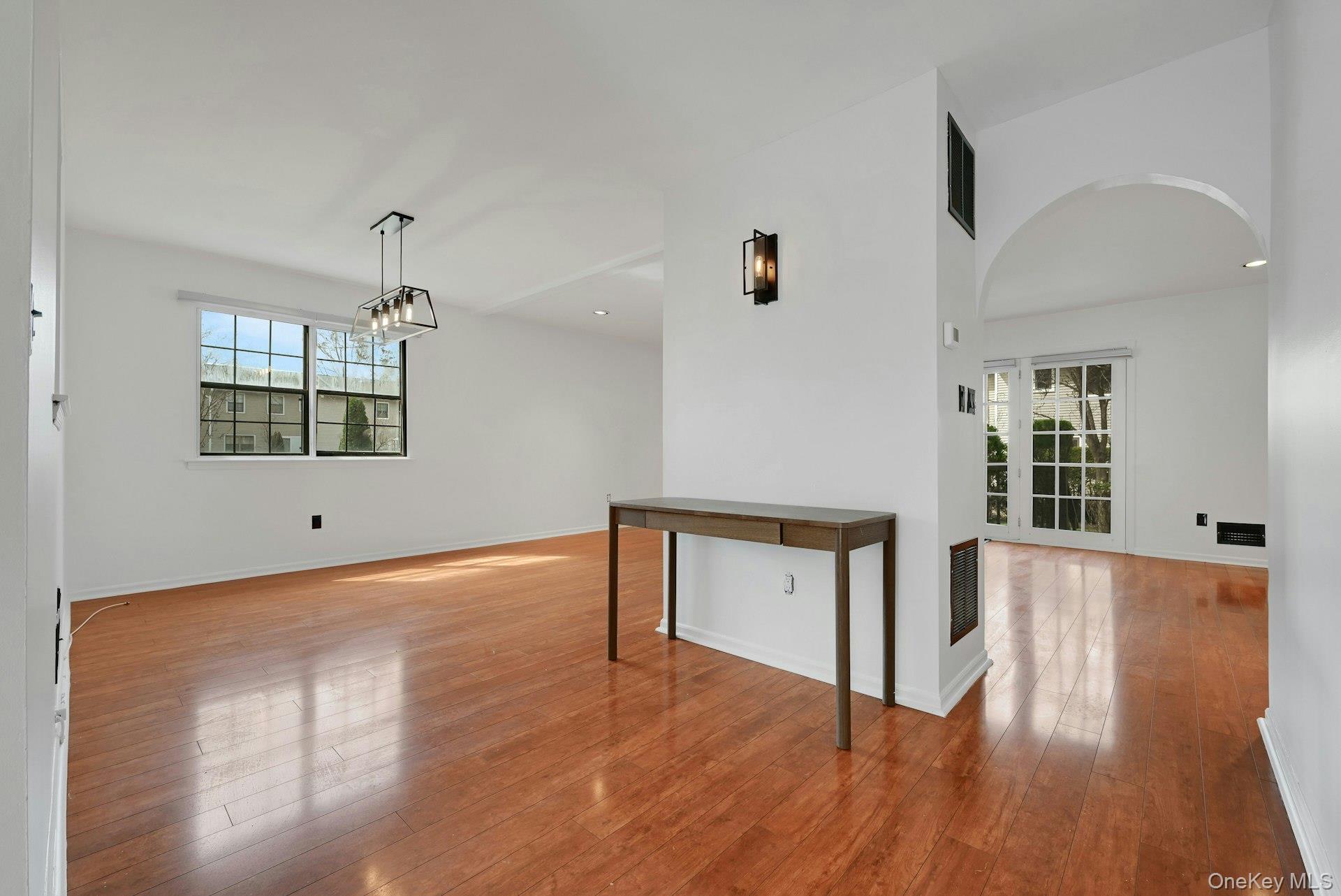 Condo Somerset  Rockland County, NY 10901, MLS-978992-4