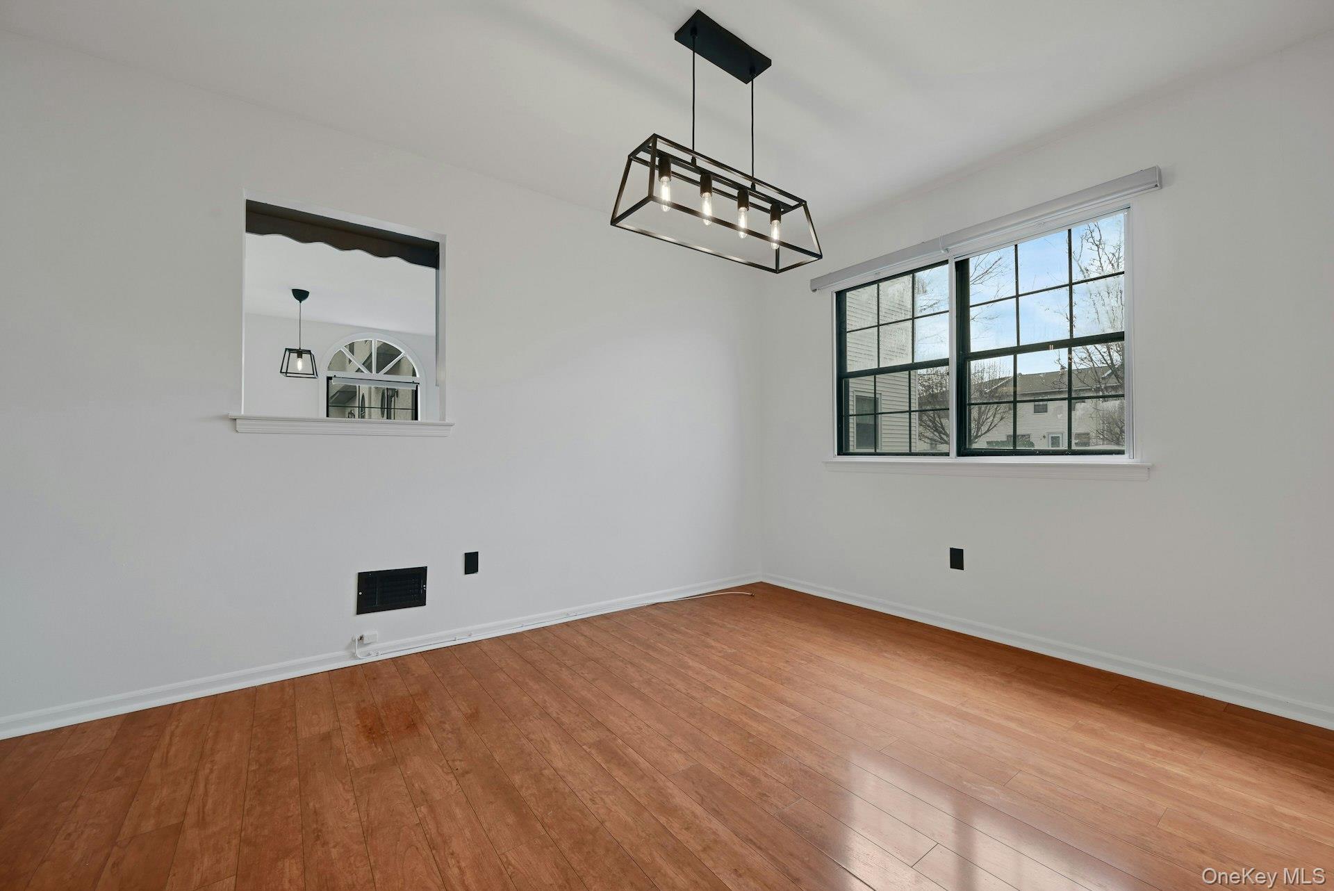 Condo Somerset  Rockland County, NY 10901, MLS-978992-6