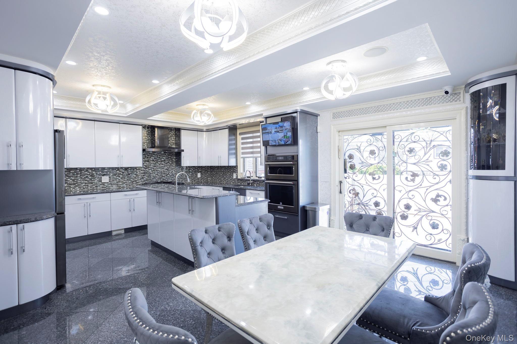Single Family 180th Street Queens, NY 11365, MLS-979003-13