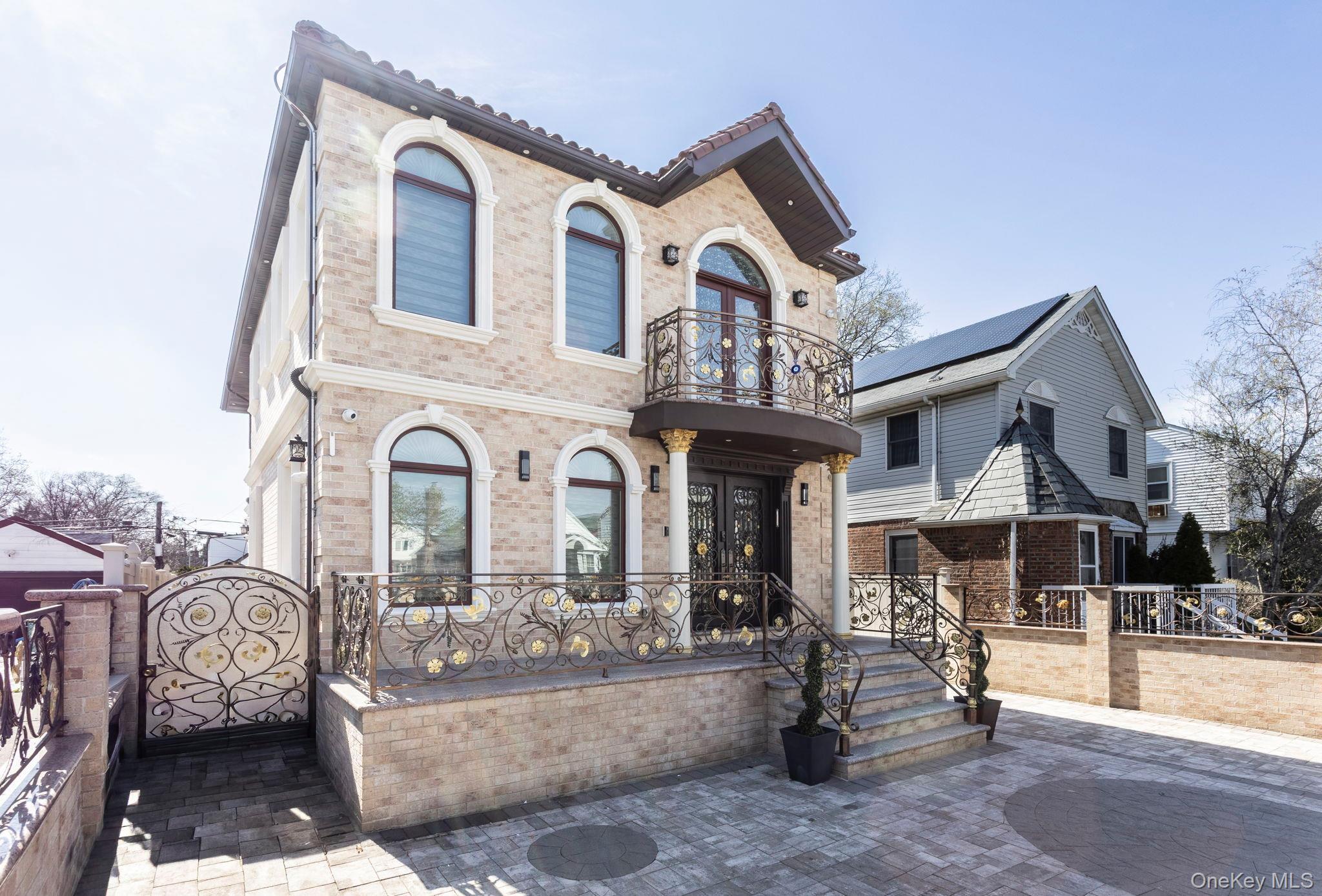 Single Family 180th Street Queens, NY 11365, MLS-979003-2