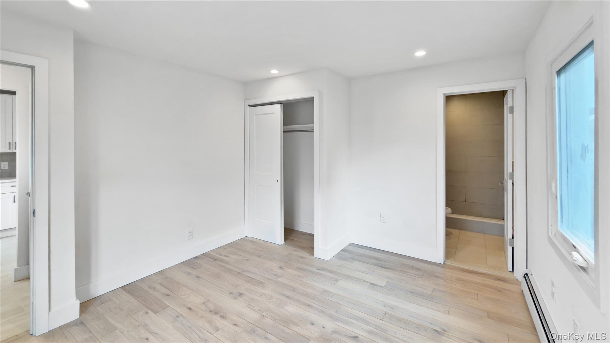 Single Family Windsor  Nassau County, NY 11550, MLS-979020-20