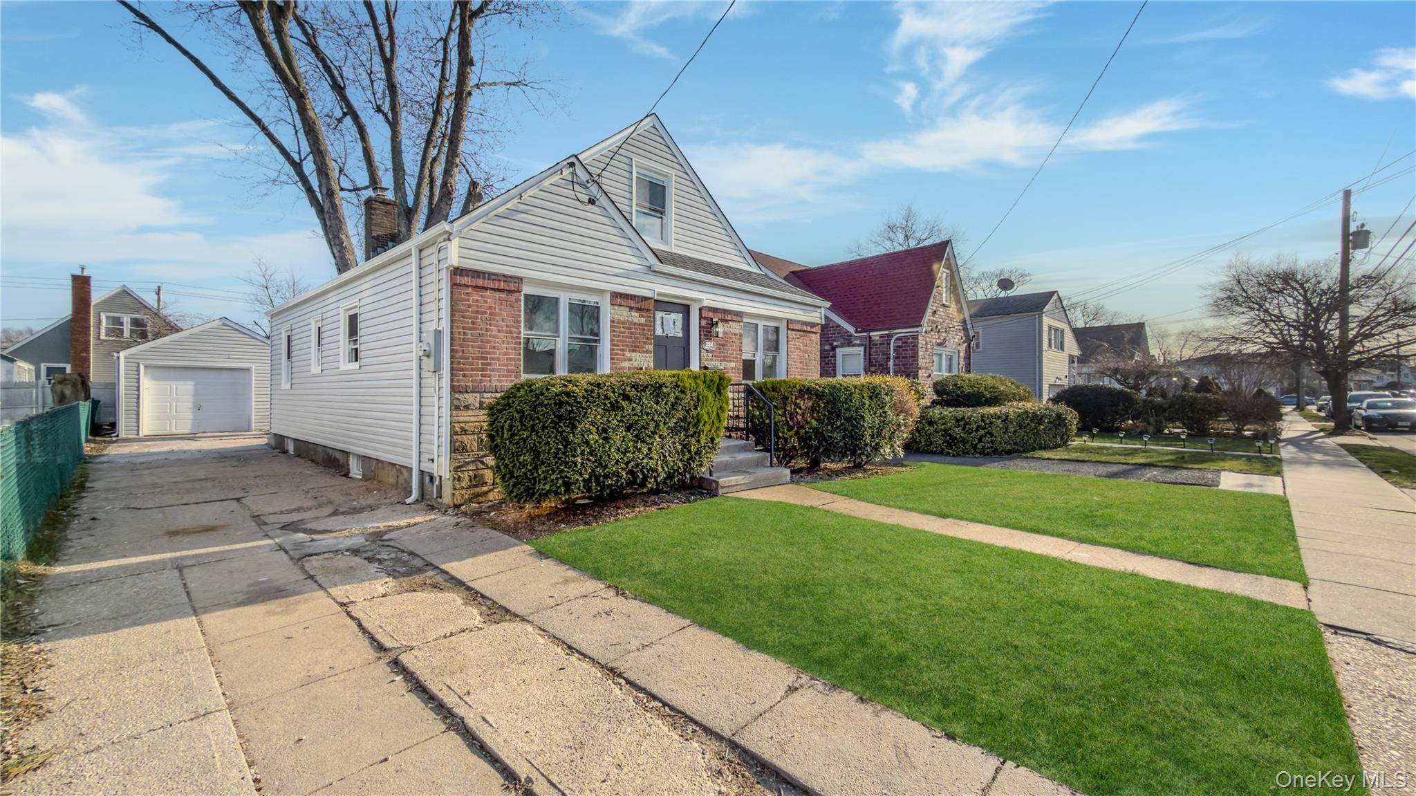Single Family Windsor  Nassau County, NY 11550, MLS-979020-5