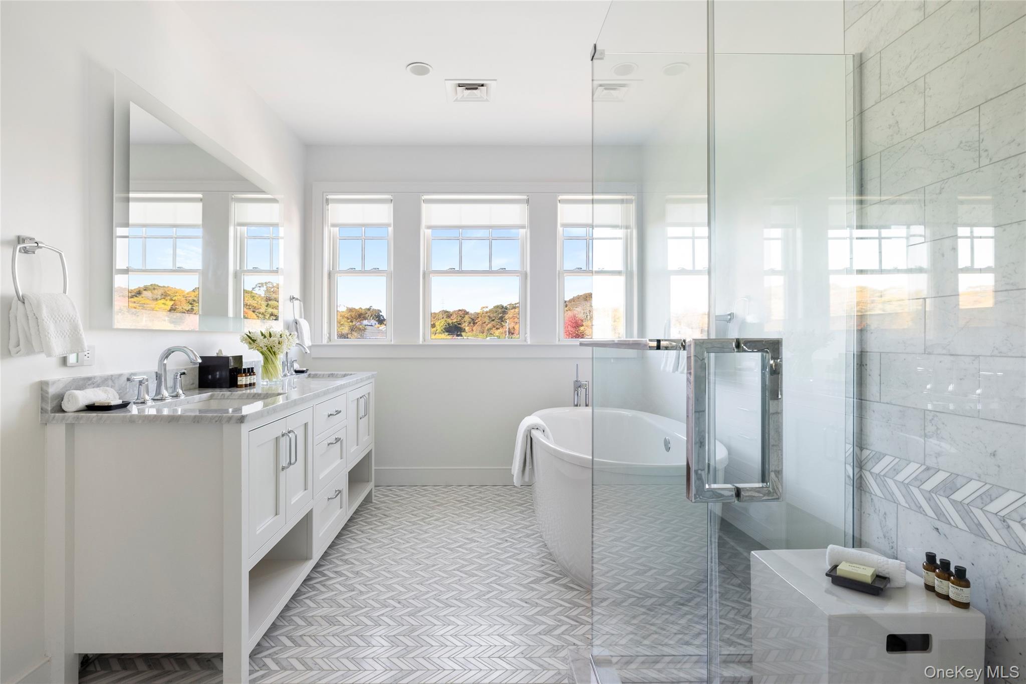 Condo Old Boathouse  Suffolk County, NY 11946, MLS-979029-10