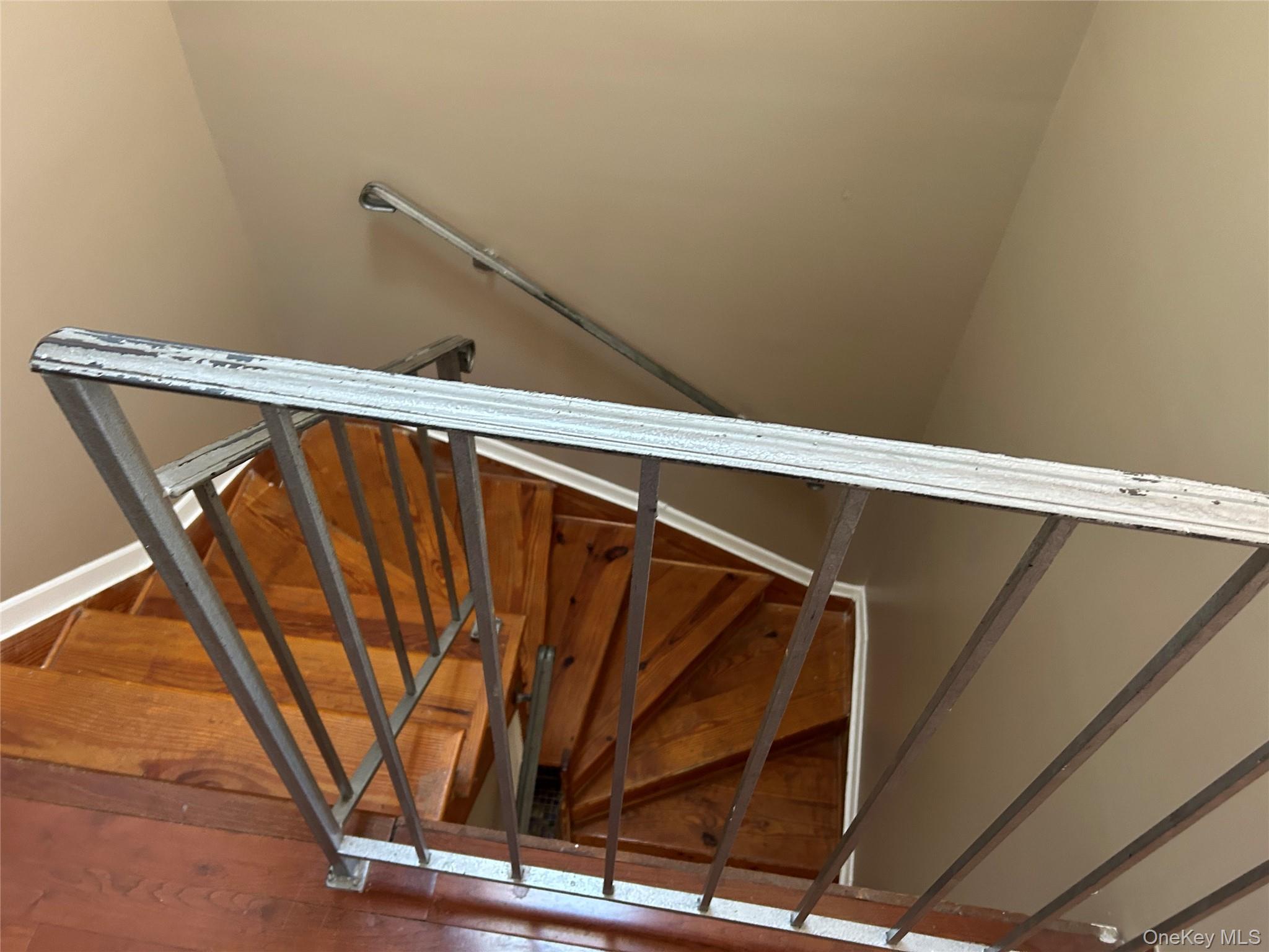 Single Family Norton  Bronx, NY 10473, MLS-979041-31