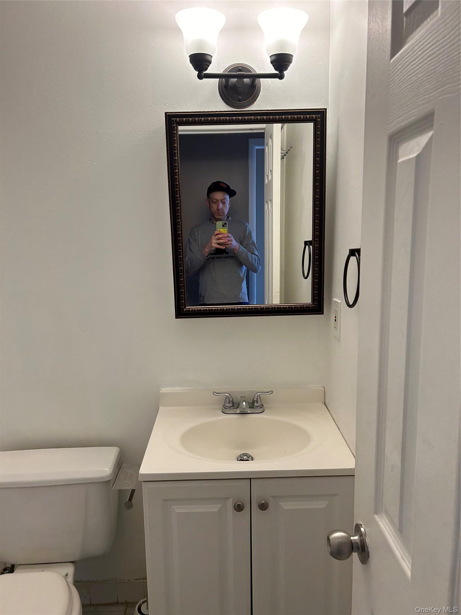 Single Family Norton  Bronx, NY 10473, MLS-979041-36