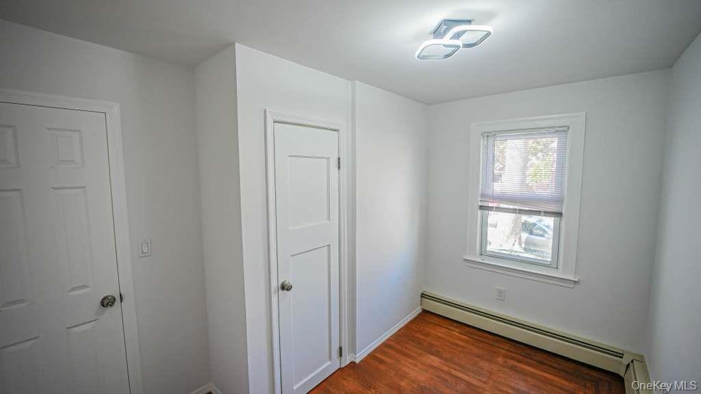 Single Family Coddington Bronx, NY 10461, MLS-979042-12