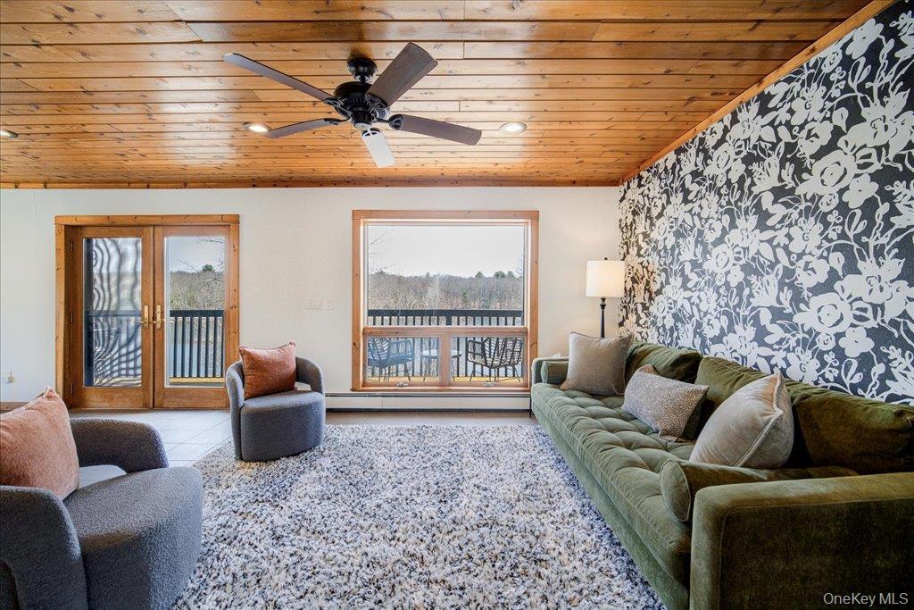 Single Family Hurd  Sullivan County, NY 12720, MLS-979046-11