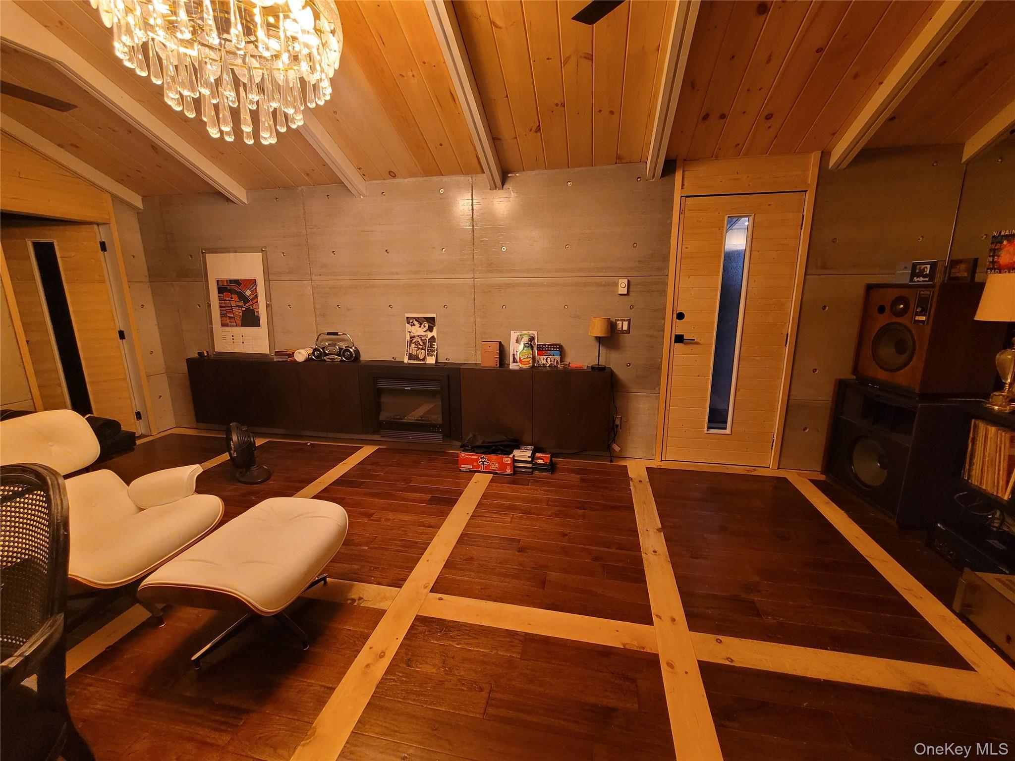 Single Family Straight  Sullivan County, NY 12775, MLS-979052-10