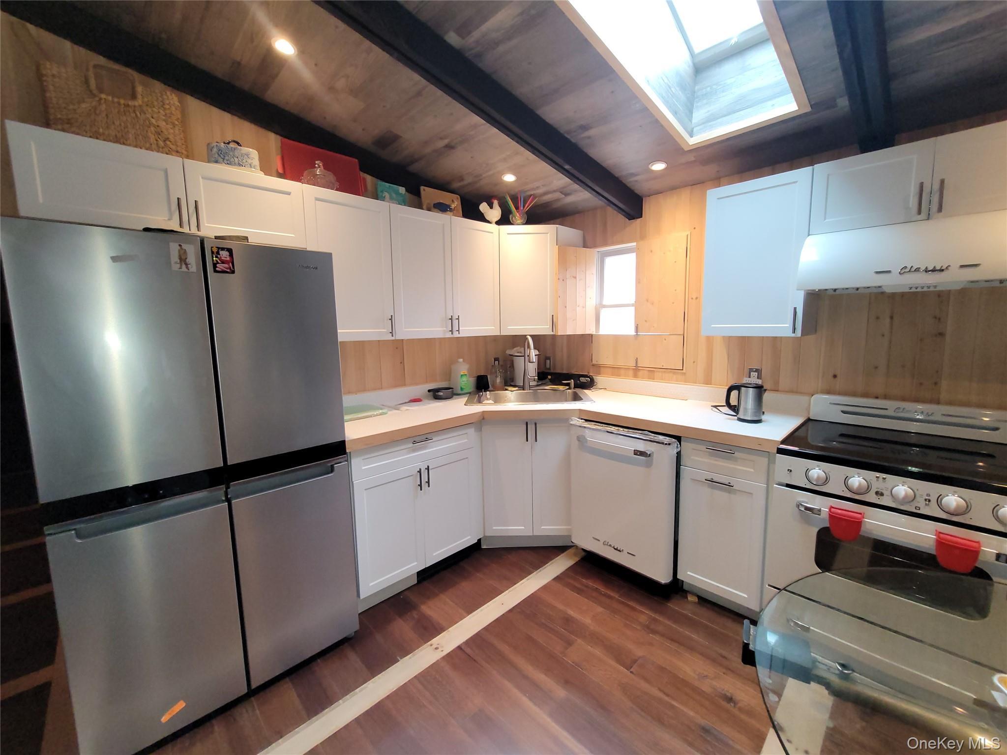 Single Family Straight  Sullivan County, NY 12775, MLS-979052-11