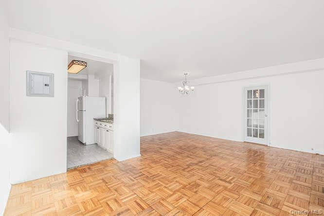 Apartment Fordham Hill  Bronx, NY 10468, MLS-979080-9