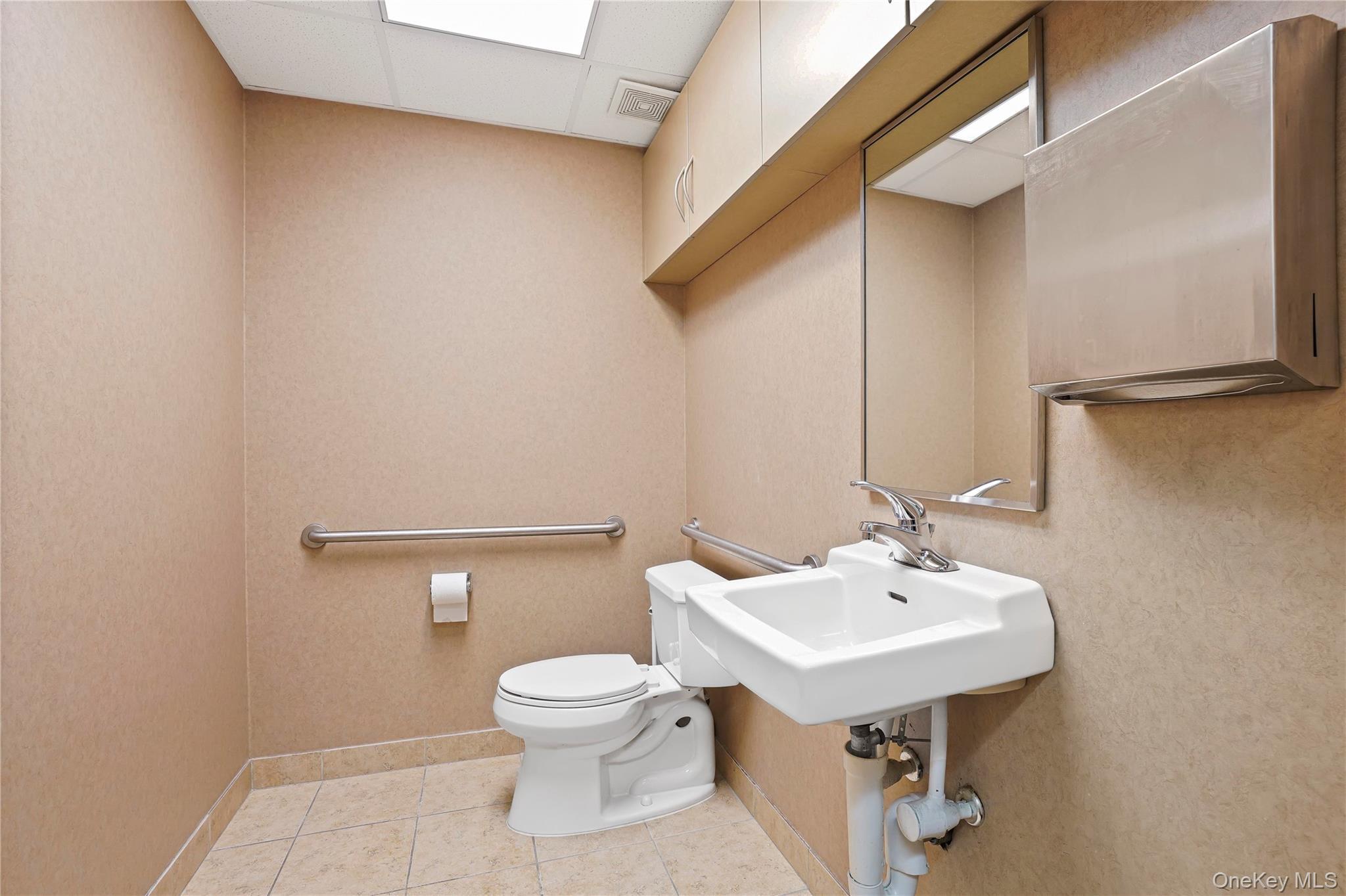 Commercial Lease 153rd  Queens, NY 11414, MLS-979087-11